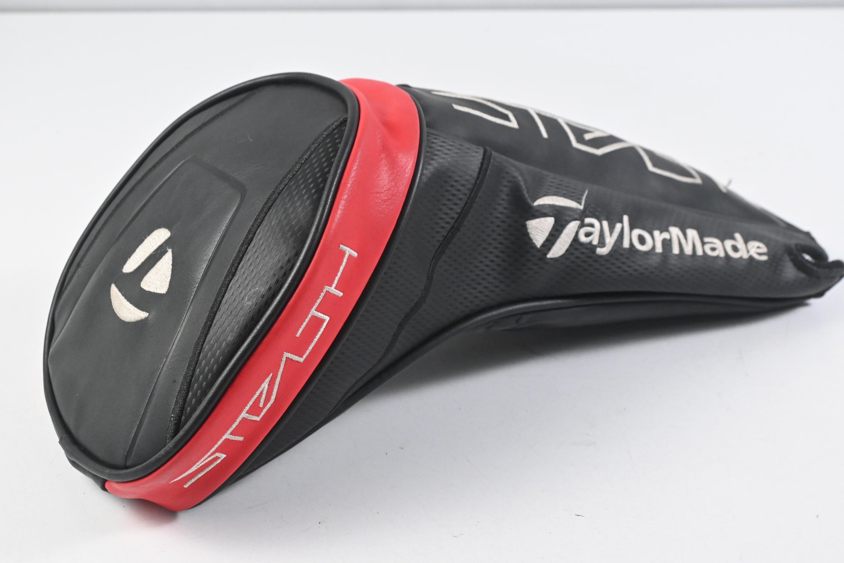 Taylormade Stealth Driver / 9 Degree / Stiff Flex HZRDUS Smoke Red RDX 60 Shaft