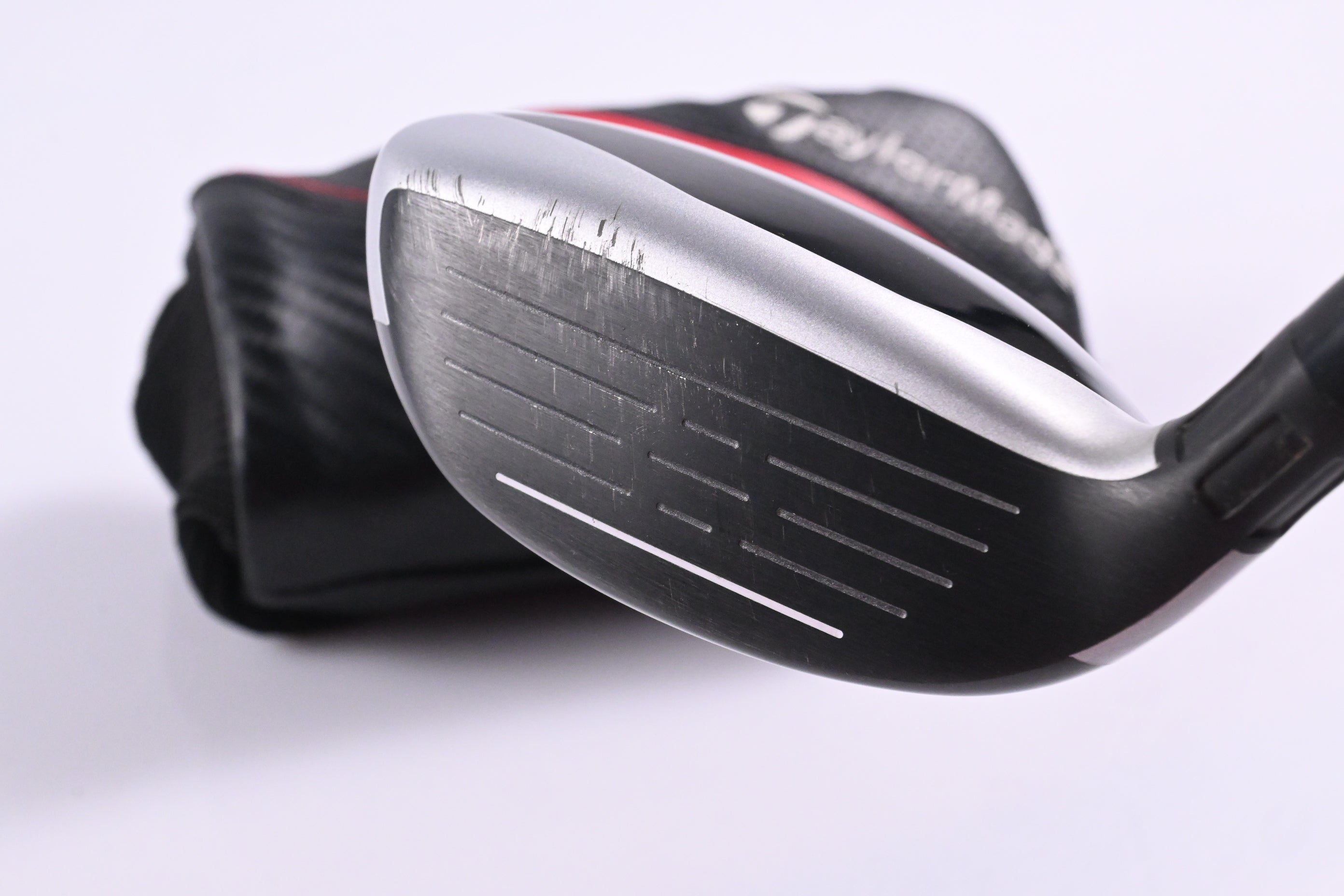 Taylormade M4 #4 Hybrid / 22 Degree / Stiff Flex Fujikura Atmos Red 7 Shaft