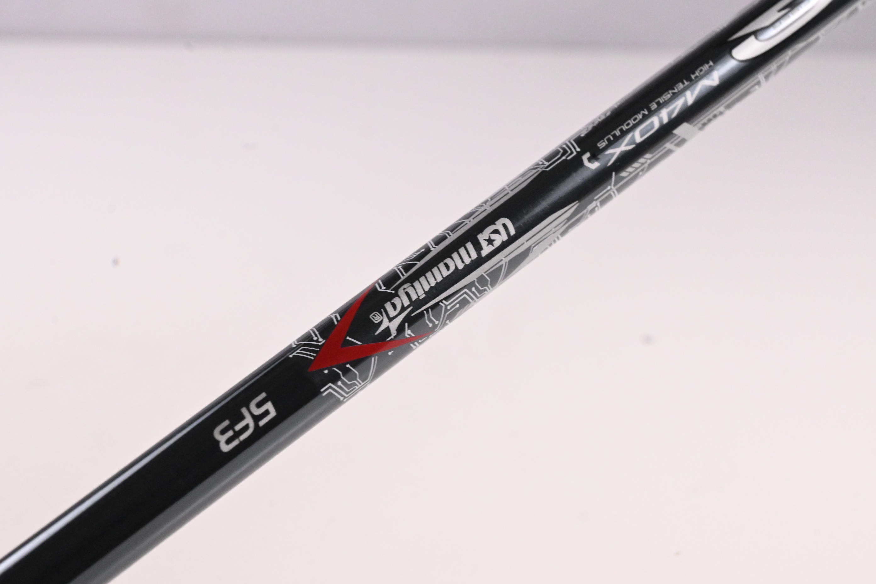 Mizuno ST-Max 230 Driver / 9.5 Degree / Regular Flex UST LinQ Red 5 M40X Shaft