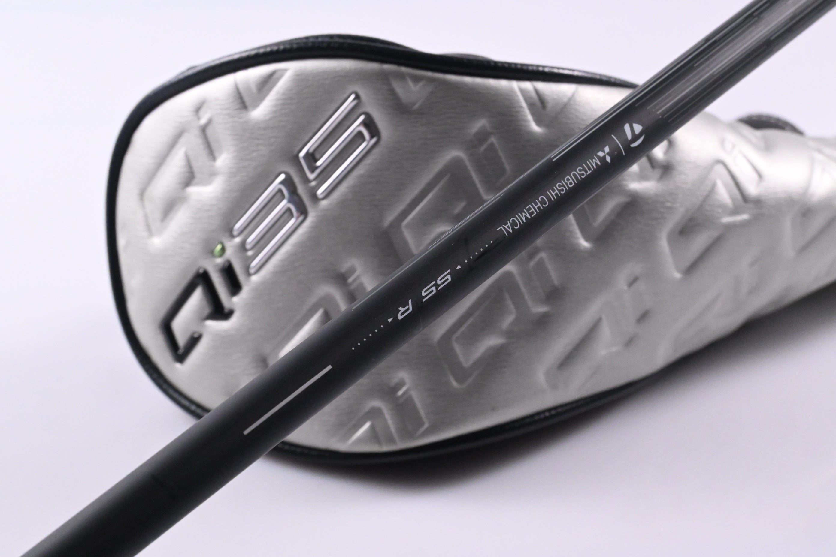 Taylormade Qi35 #3 Wood / 15 Degree / Regular Flex Mitsubishi Reax 55 Shaft