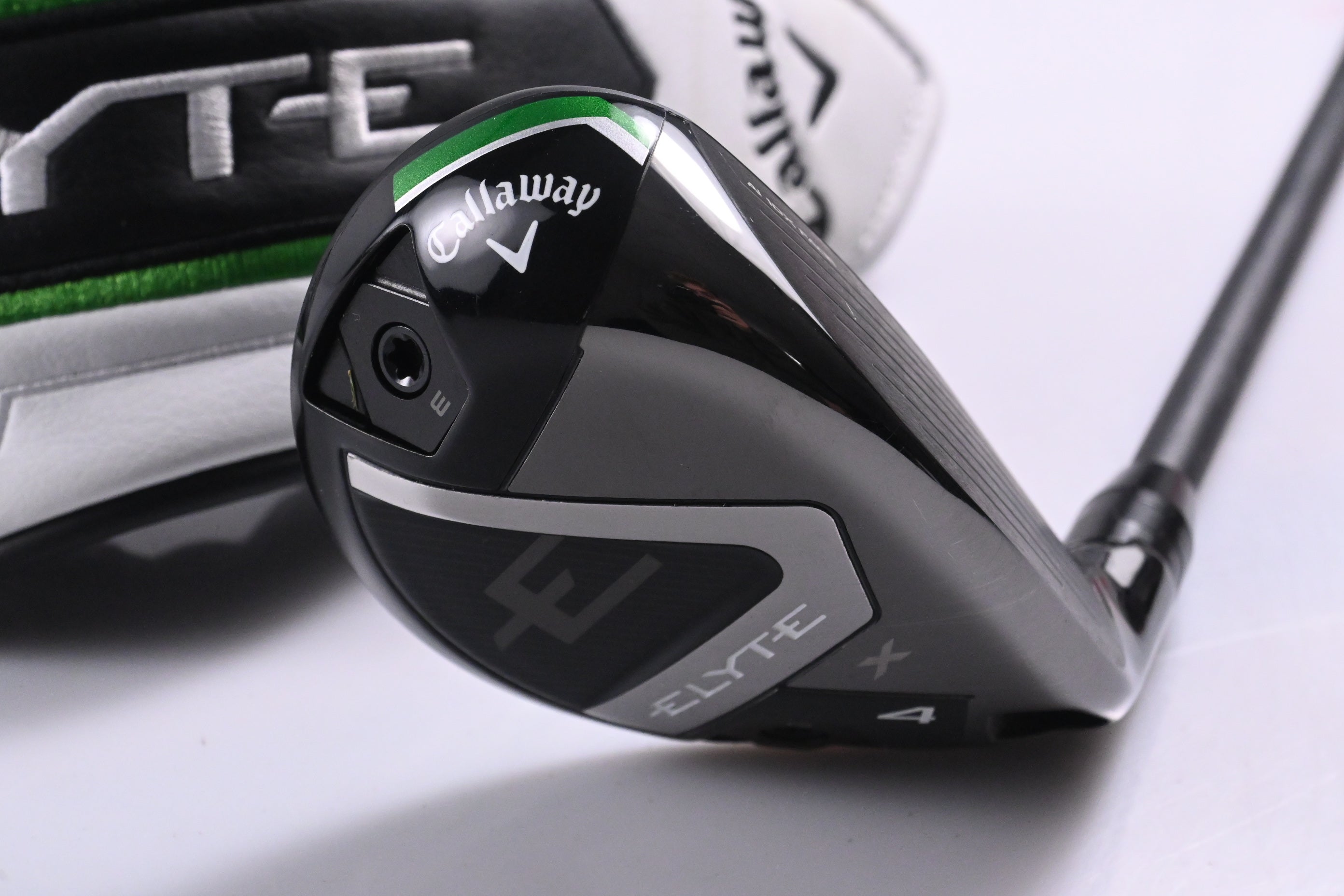 Callaway Elyte X #4 Hybrid / 21 Degree / Senior Flex Vanquish 5 Shaft