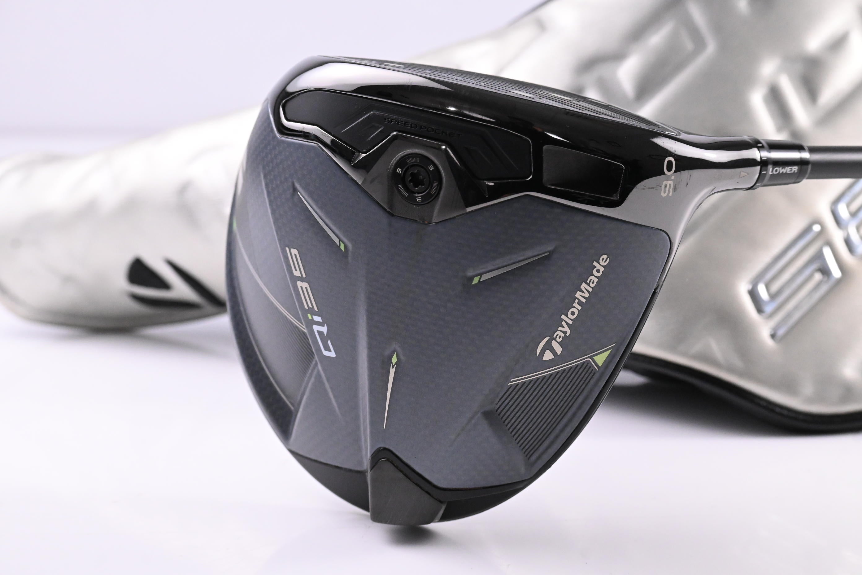 Taylormade Qi35 Driver / 9 Degree / Regular Flex Fujikura Ventus Blue '25 5