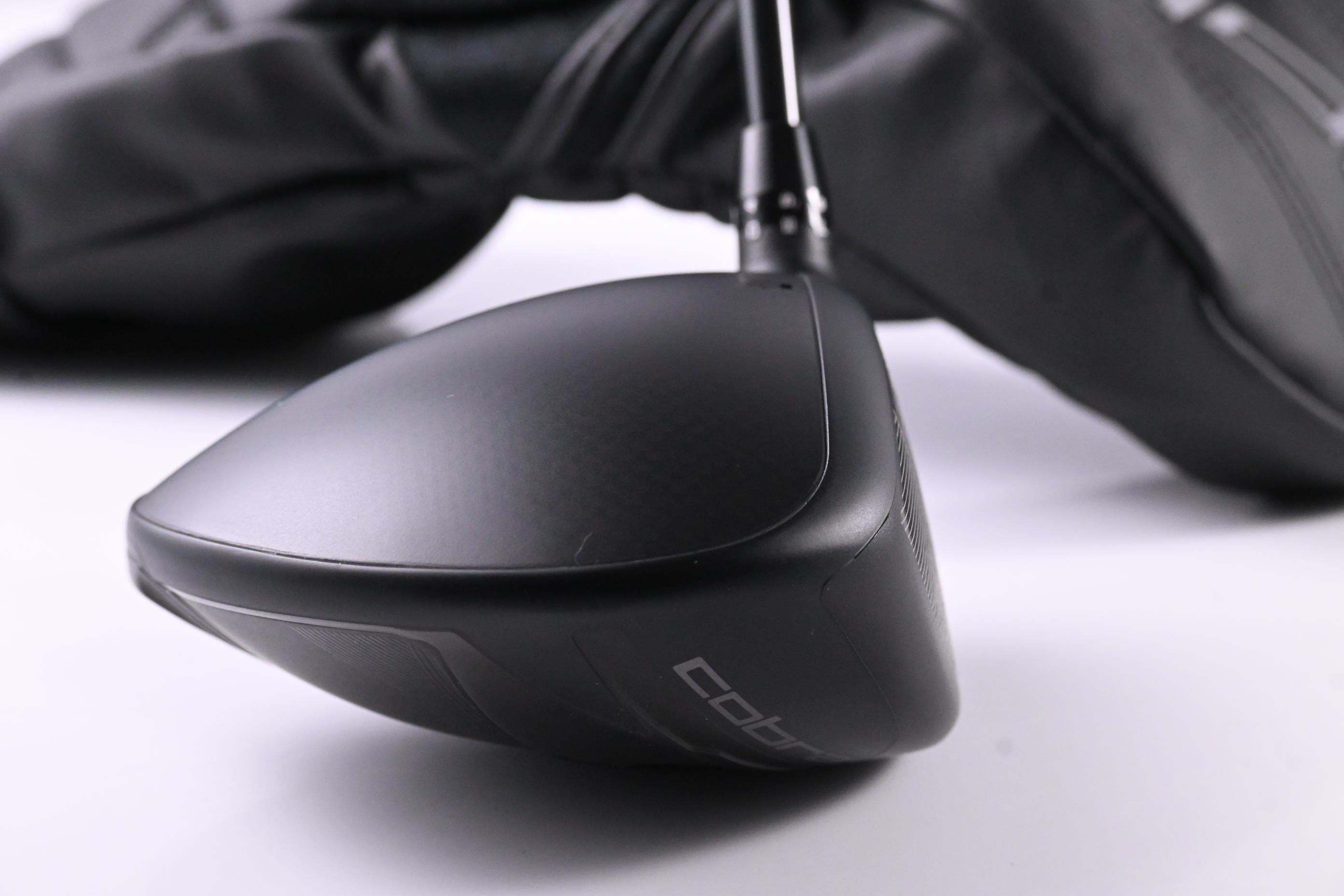 Cobra DS-Adapt LS Driver / 10.5 Degree / Stiff Flex Denali Black 60 Shaft