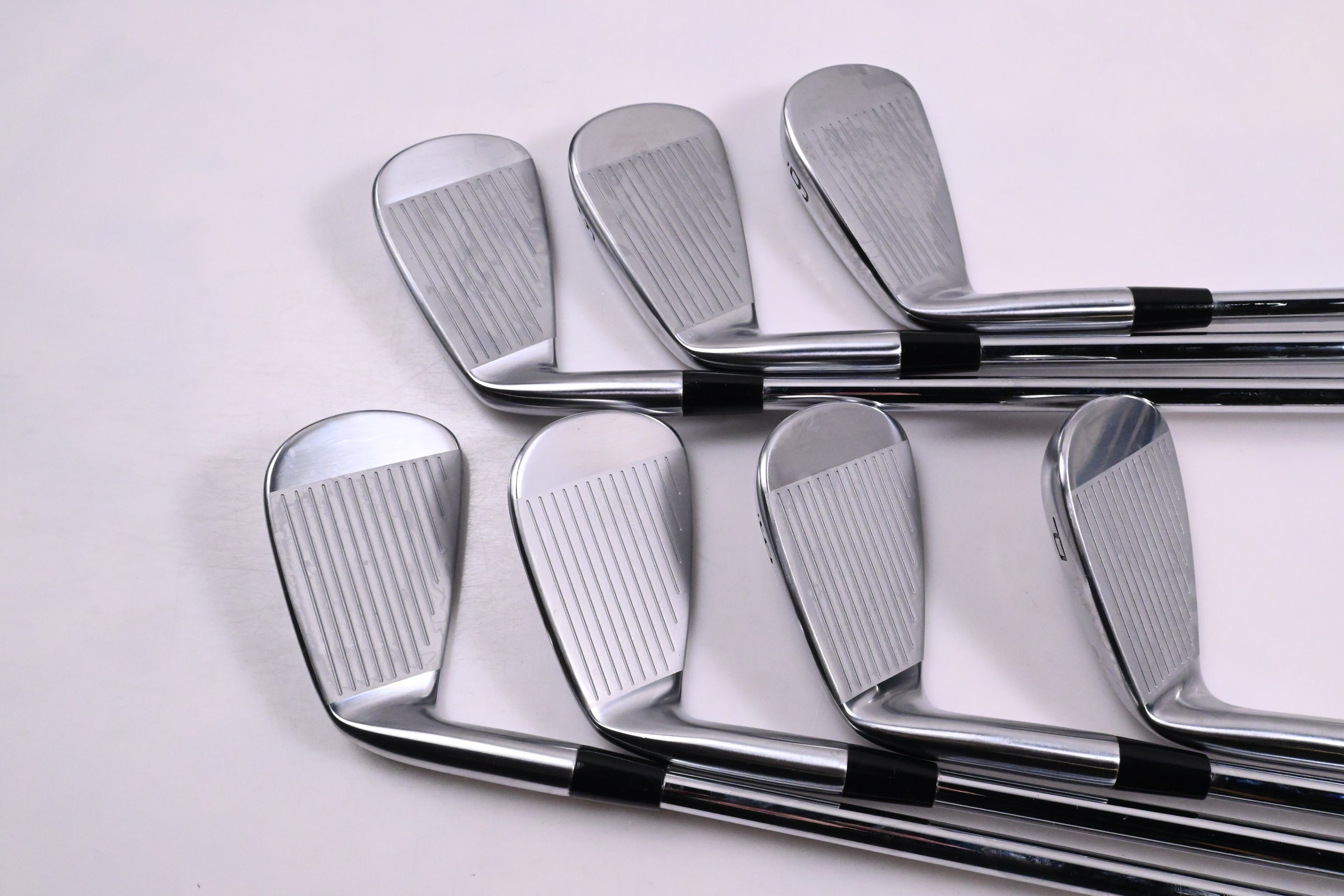 Mizuno Pro 223 Irons / 4-PW / Regular Flex N.S.Pro Modus³ Tour 105 Shafts