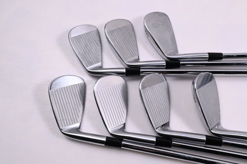 Mizuno Pro 223 Irons / 4-PW / Regular Flex N.S.Pro Modus³ Tour 105 Shafts