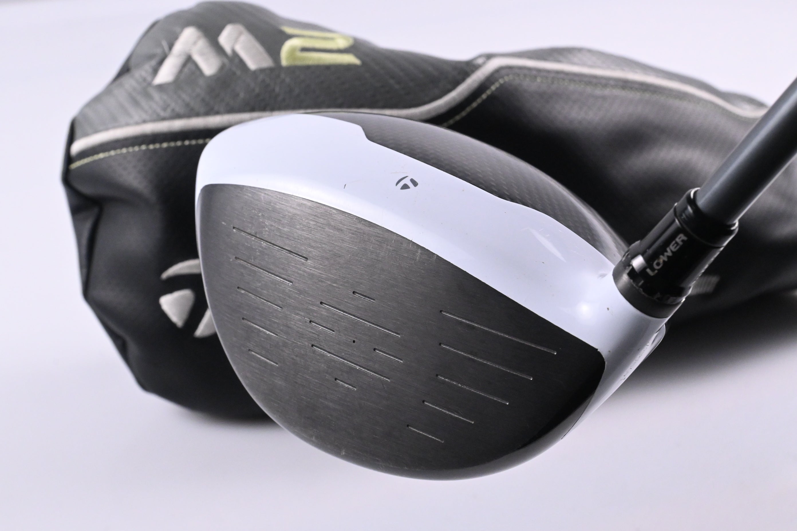 Taylormade M2 2017 Driver / 12 Degree / Regular Flex Matrix White Tie Shaft