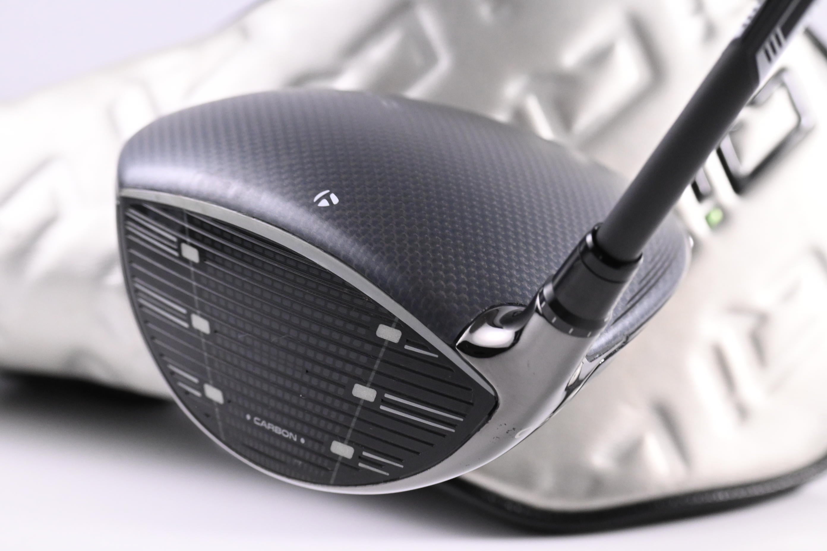 Taylormade Qi35 Driver / 9 Degree / Regular Flex Fujikura Ventus Blue '25 5