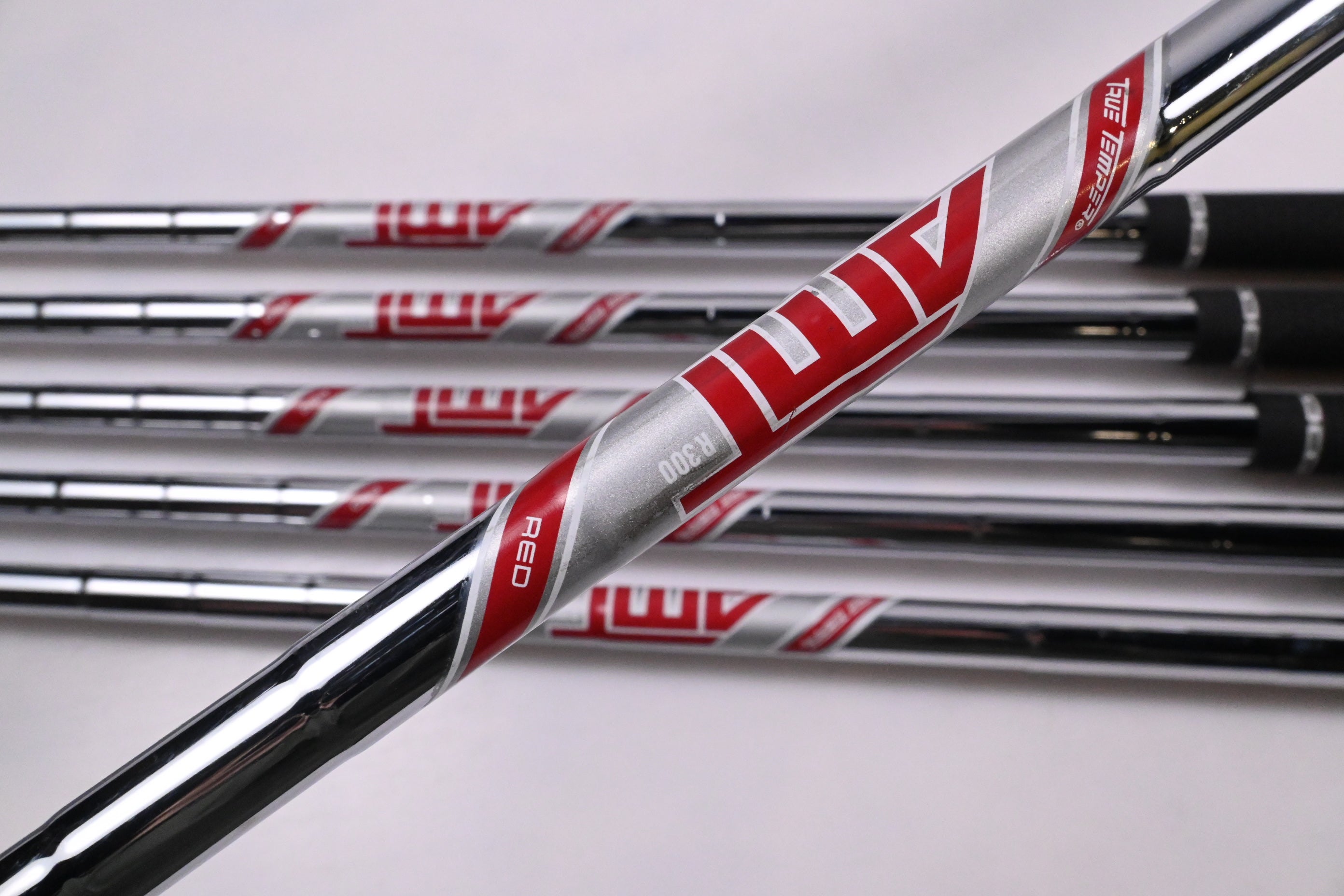 Titleist T350 Irons / 5-PW / Regular Flex AMT Red R300 Shafts