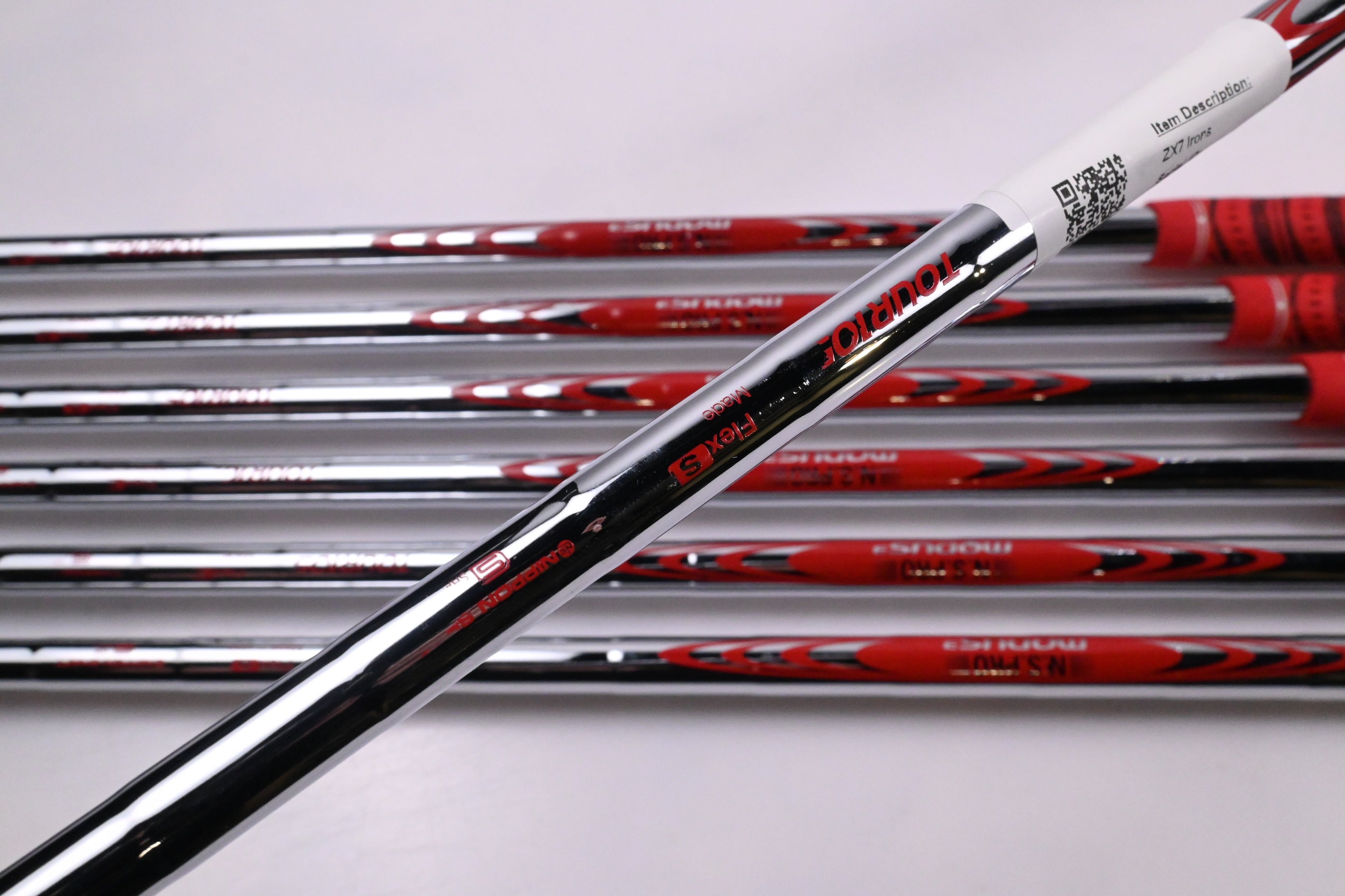 Srixon ZX7 Irons / 4-PW / Stiff Flex N.S.Pro Modus³ Tour 105 Shafts
