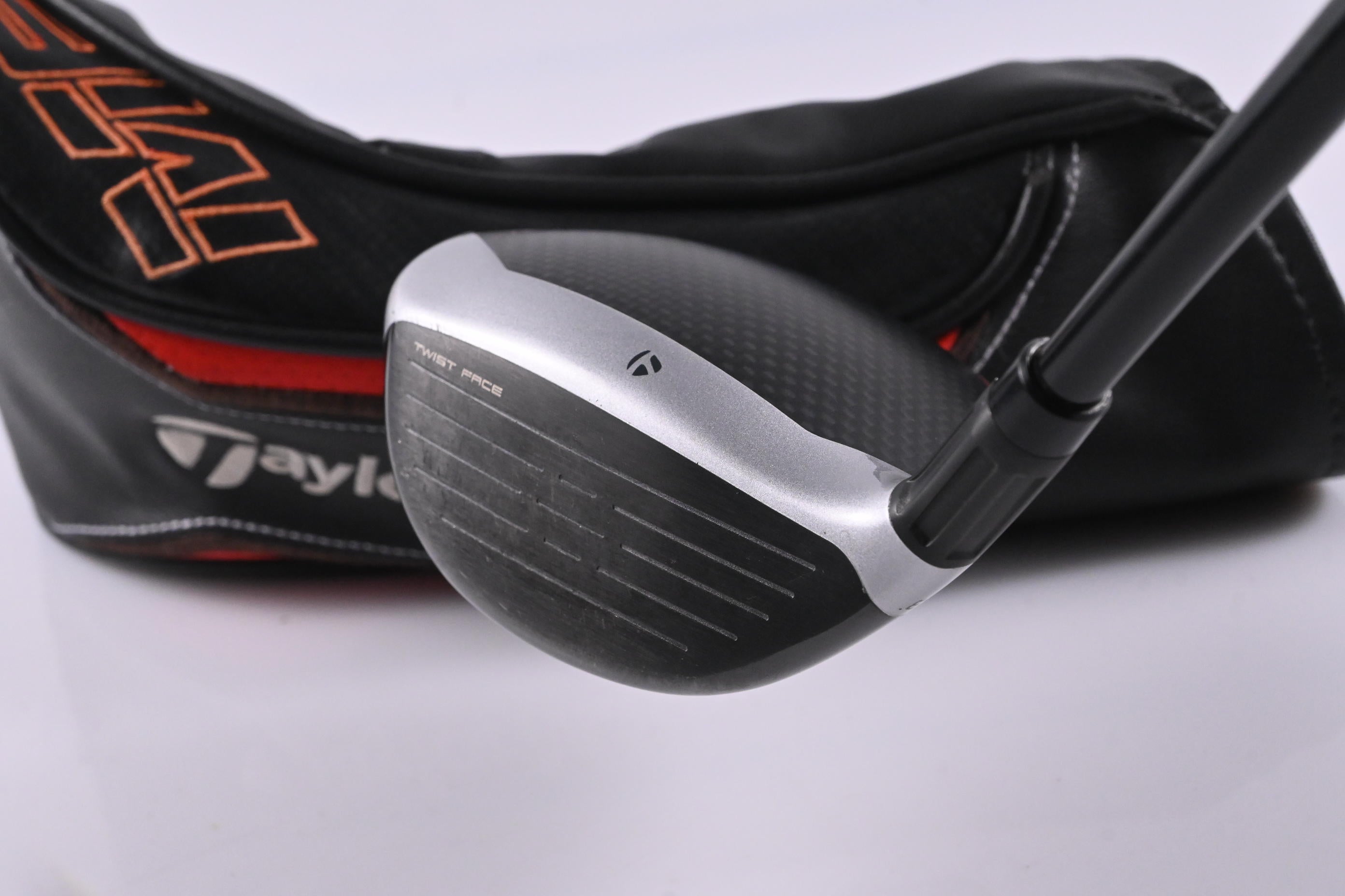 Taylormade M6 #5 Wood / 19 Degree / Regular Flex Fujikura Atmos Orange 5 Shaft