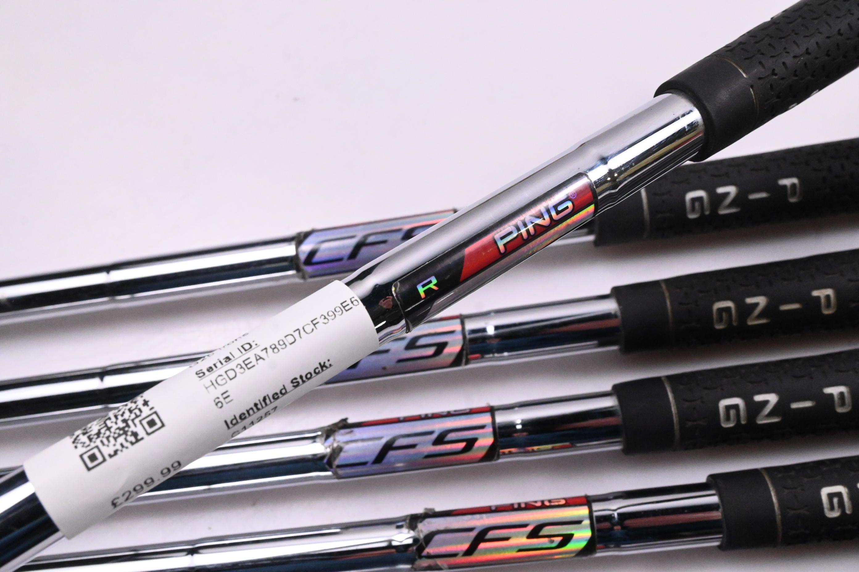 Ping G25 Irons / 5-PW+GW / White Dot / Regular Flex Ping CFS Steel Shafts