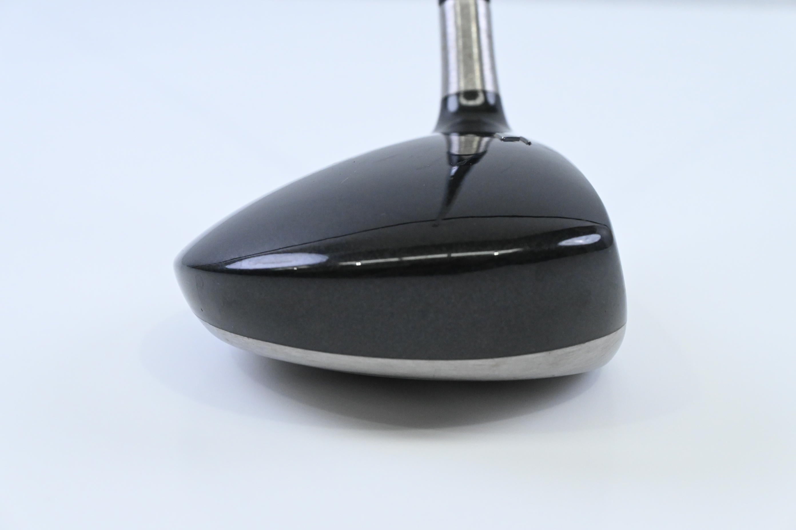 Titleist 904 F #3 Wood / 15 Degree / Regular Flex Dynamic Gold Shaft