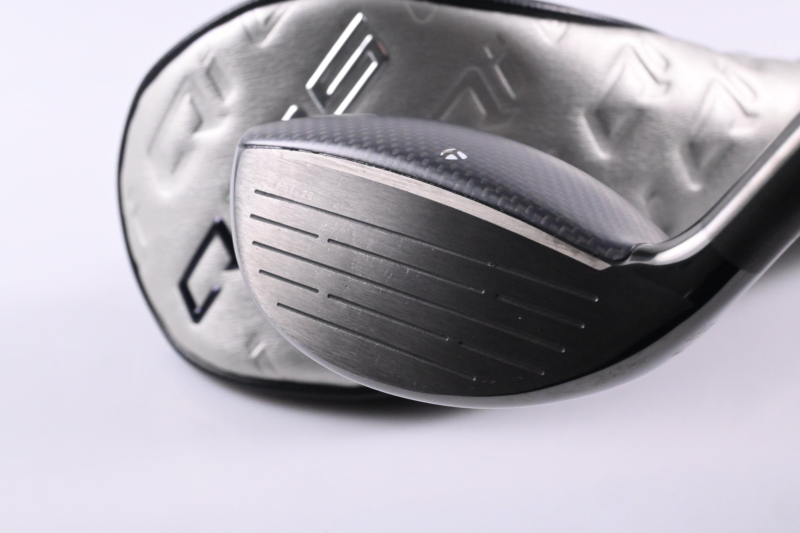 Taylormade Qi35 #7 Wood / 21 Degree / Regular Flex Ventus Blue 5 Shaft