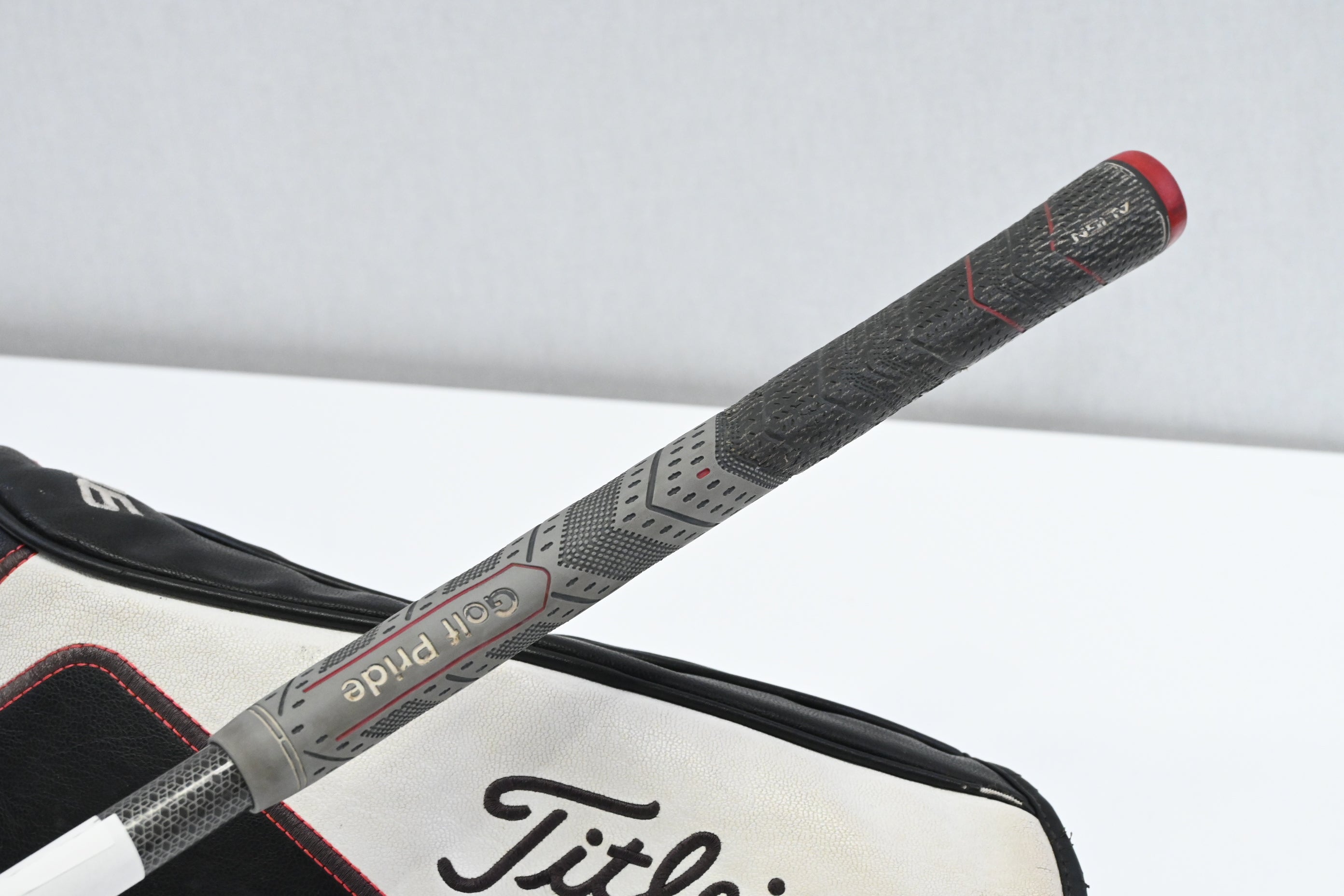 Titleist 917 D2 Driver / 10.5 Degree / Senior Flex Diamana M+ 50 Shaft