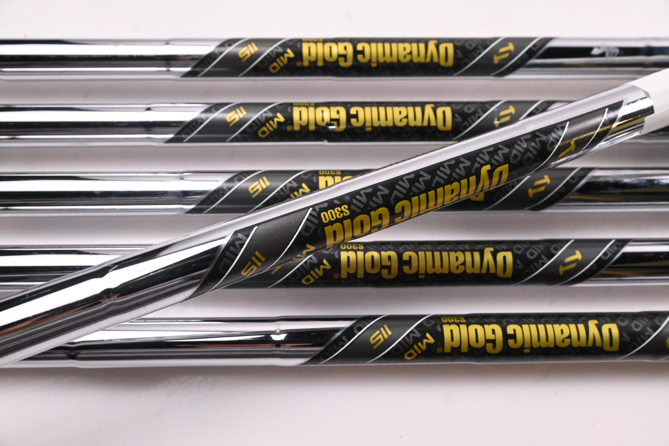 Taylormade P.7CB Irons / 5-PW / Stiff Flex Dynamic Gold Mid 115 S300 Shafts