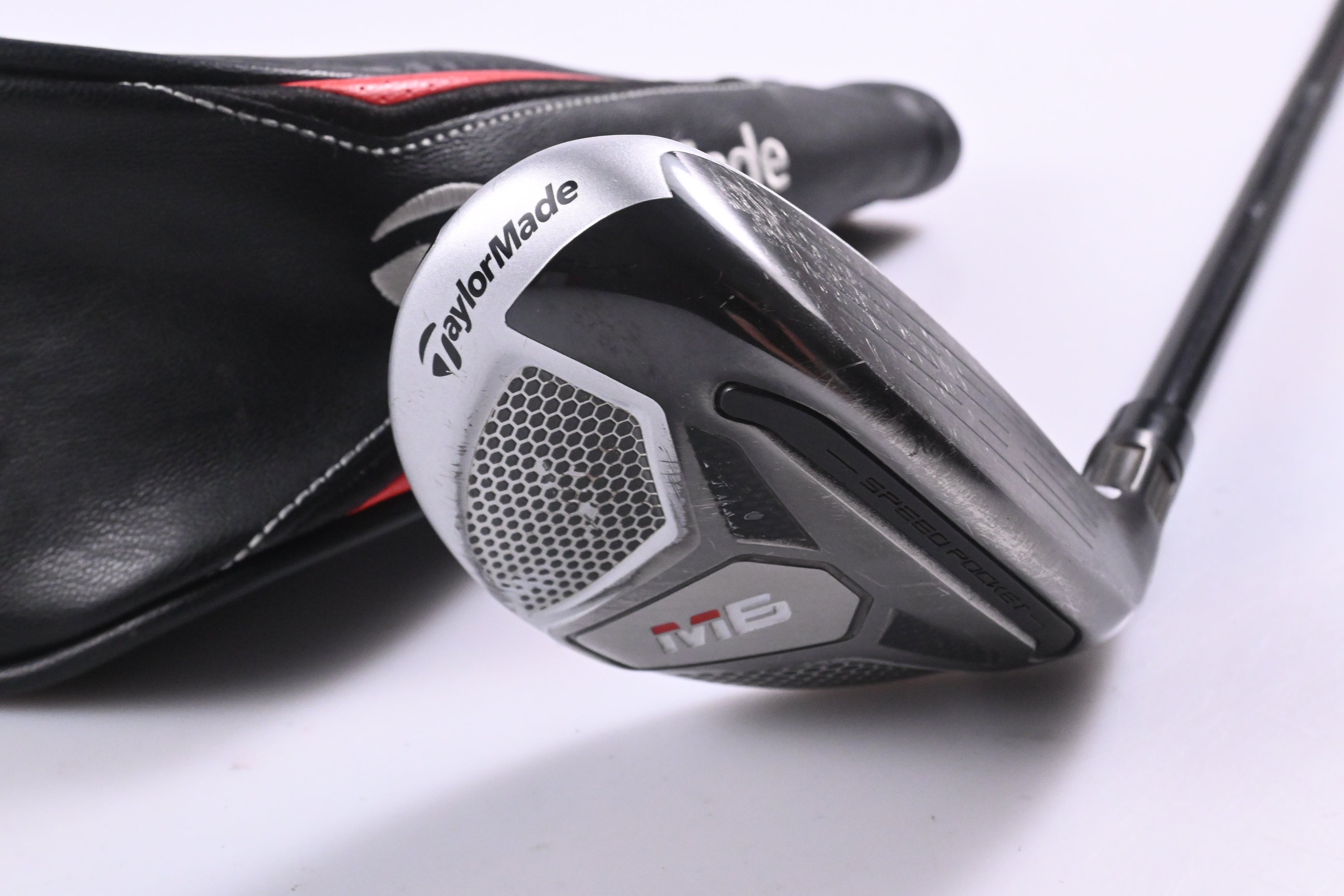 Taylormade M6 #3 Hybrid / 19 Degree / Regular Flex Fujikura Atmos Orange 6 Shaft