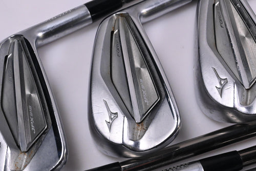 Mizuno JPX 919 Forged Irons / 5-PW+GW / Regular Flex UST Recoil 95 Shafts