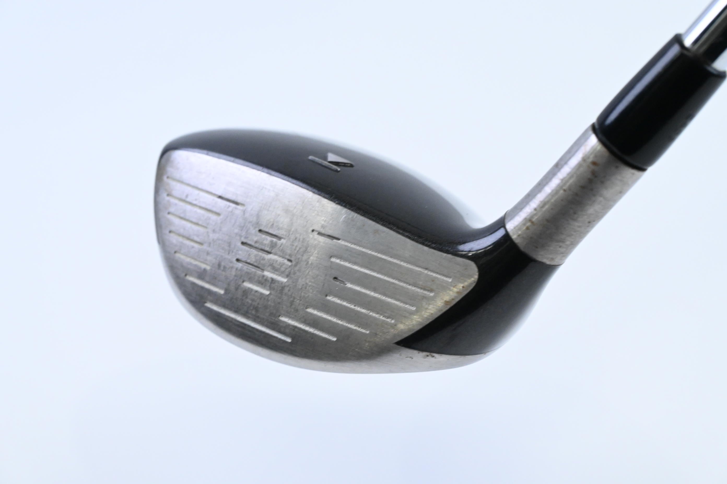 Titleist 904 F #3 Wood / 15 Degree / Regular Flex Dynamic Gold Shaft