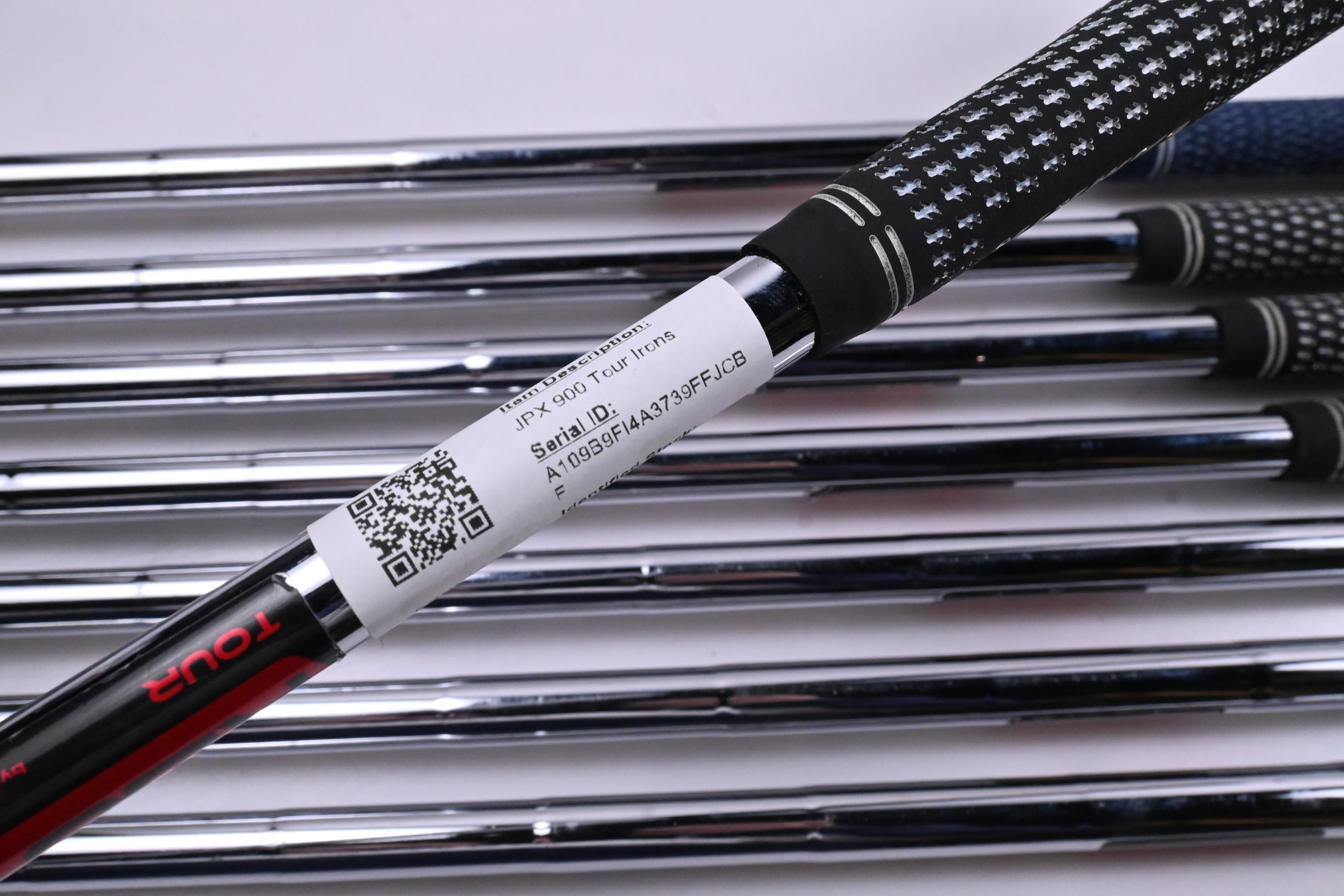 Mizuno JPX 900 Tour Irons / 3-PW / X-Flex KBS Tour Shafts