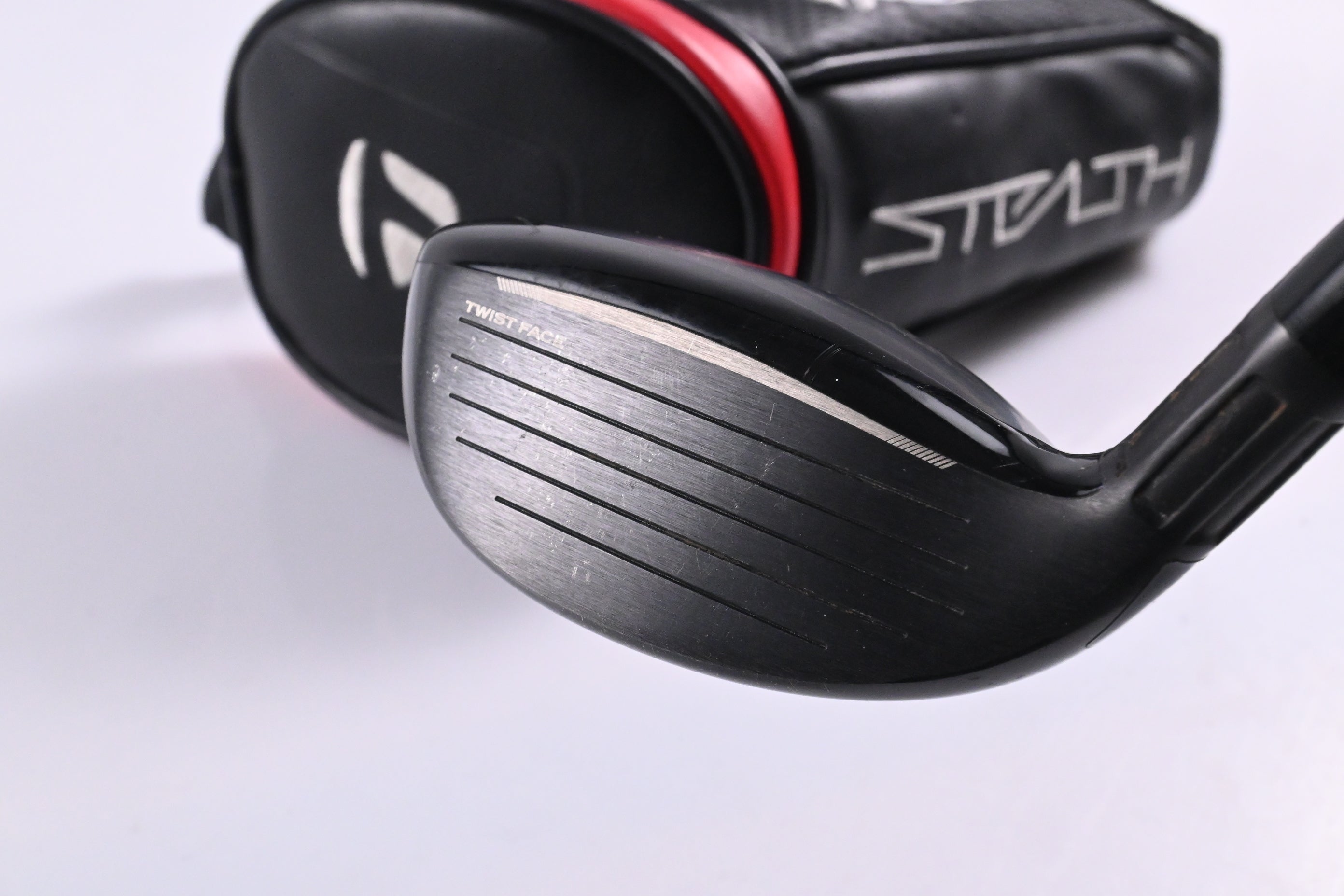 Taylormade Stealth #6 Hybrid / 28 Degree / Senior Flex Ventus Red 5 Shaft