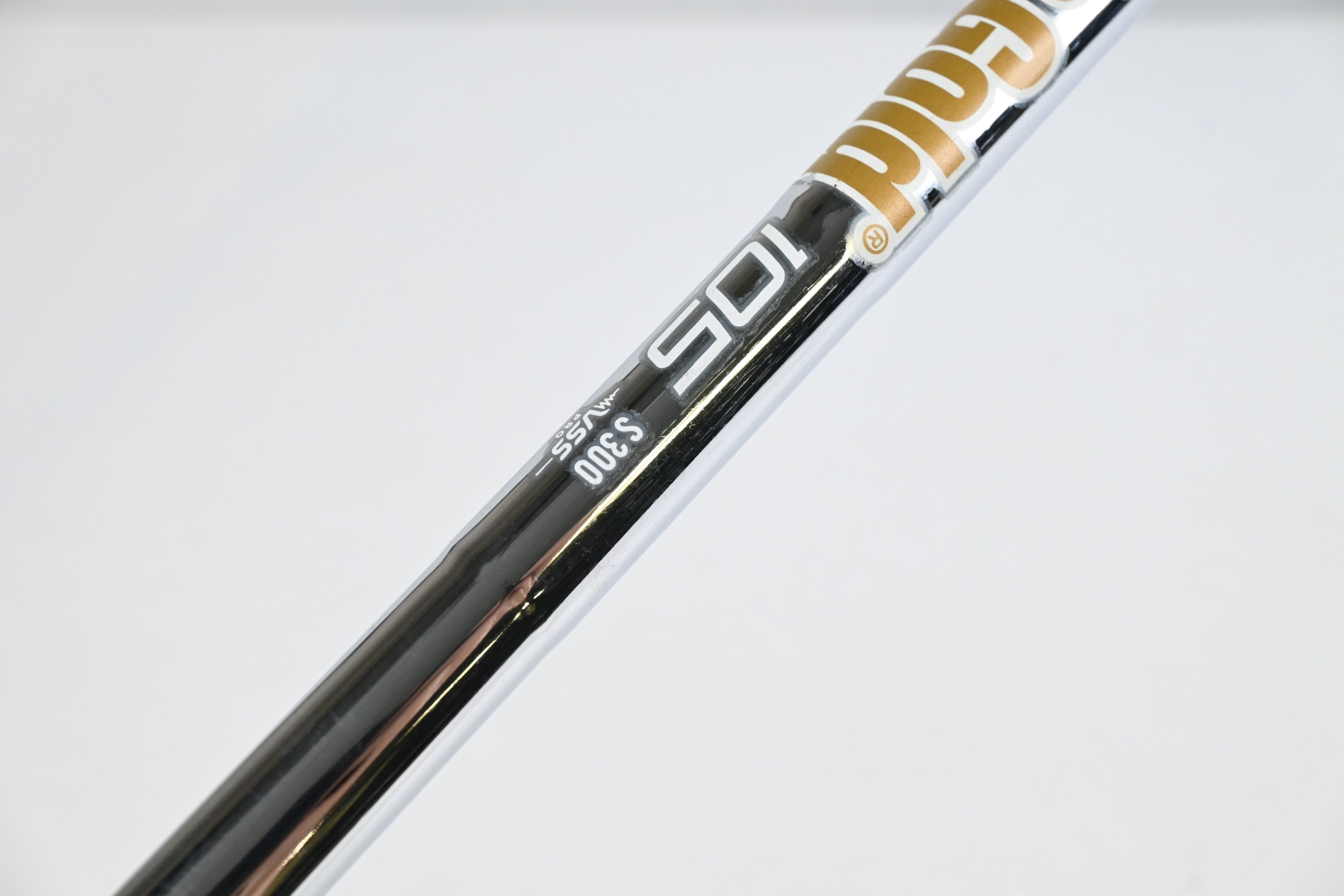 Taylormade P770 2020 Pitching Wedge / 46 Degree / Stiff Flex Dynamic Gold 105