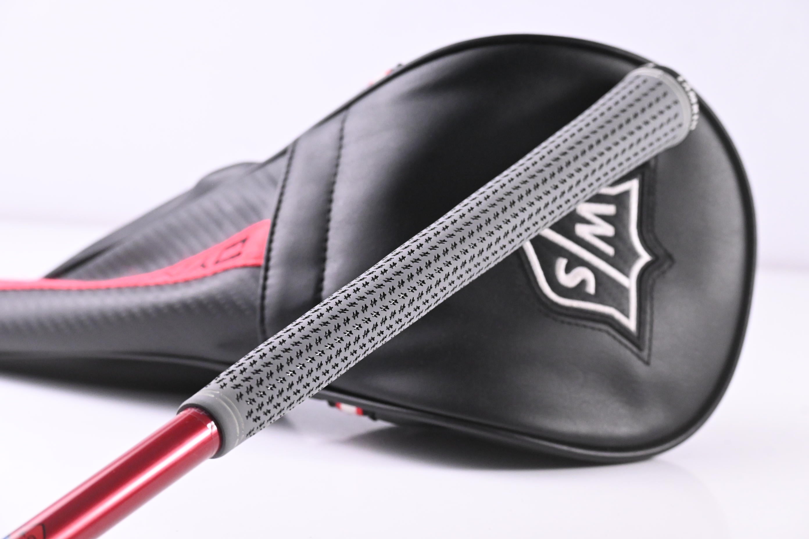 Wilson Dynapower Carbon 2023 Driver / 9 Degree / Stiff Flex HZRDUS Smoke Red RDX