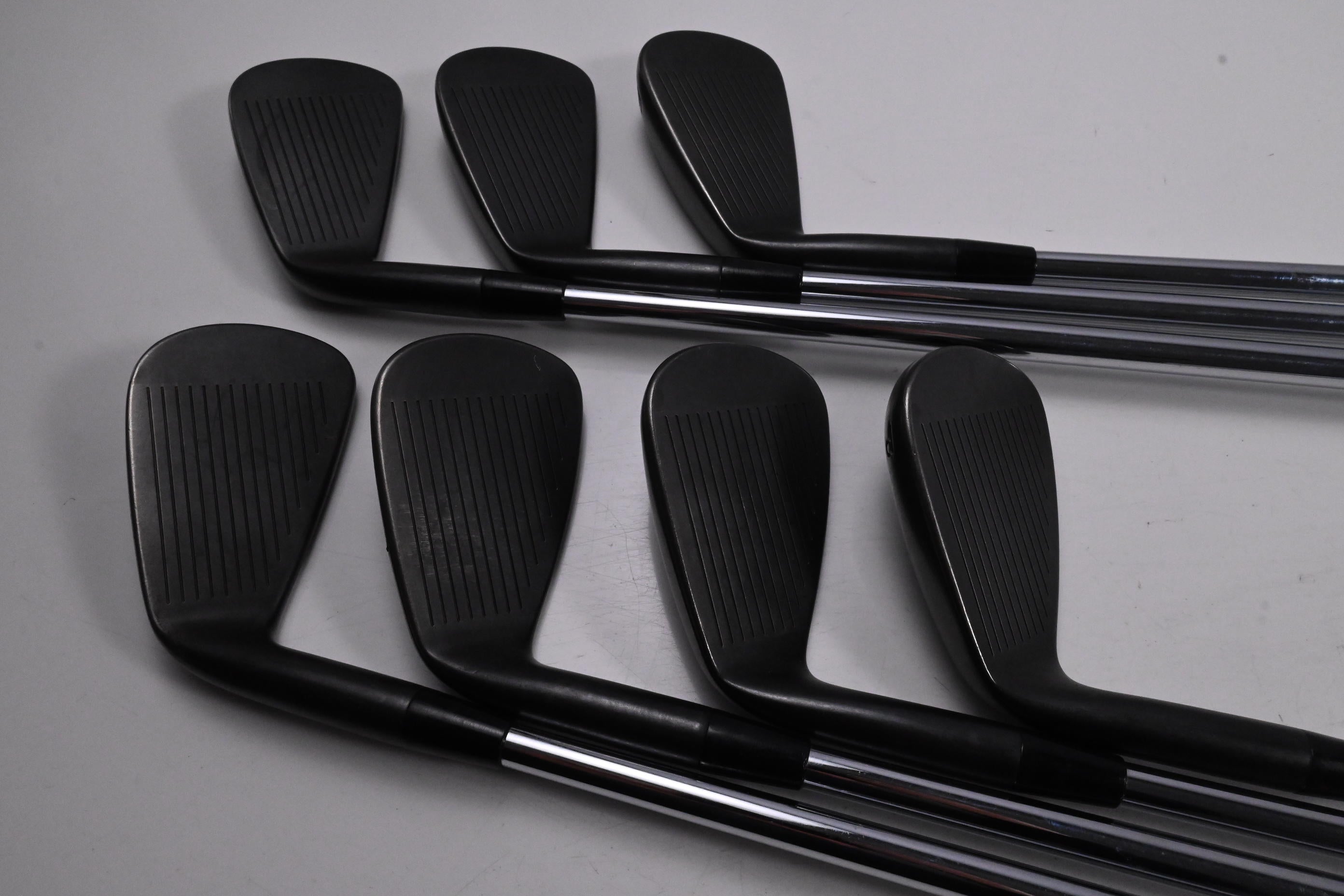 Cobra King Tour 2023 Irons / 4-PW / X-Flex N.S.PRO Modus3 Tour 120 Shafts