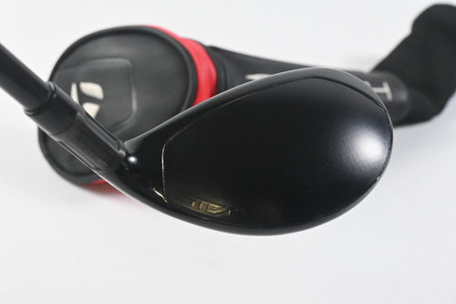TaylorMade Stealth #4 Hybrid / 22 Degree / Regular Flex Fujikura Ventus Black 6 Shaft