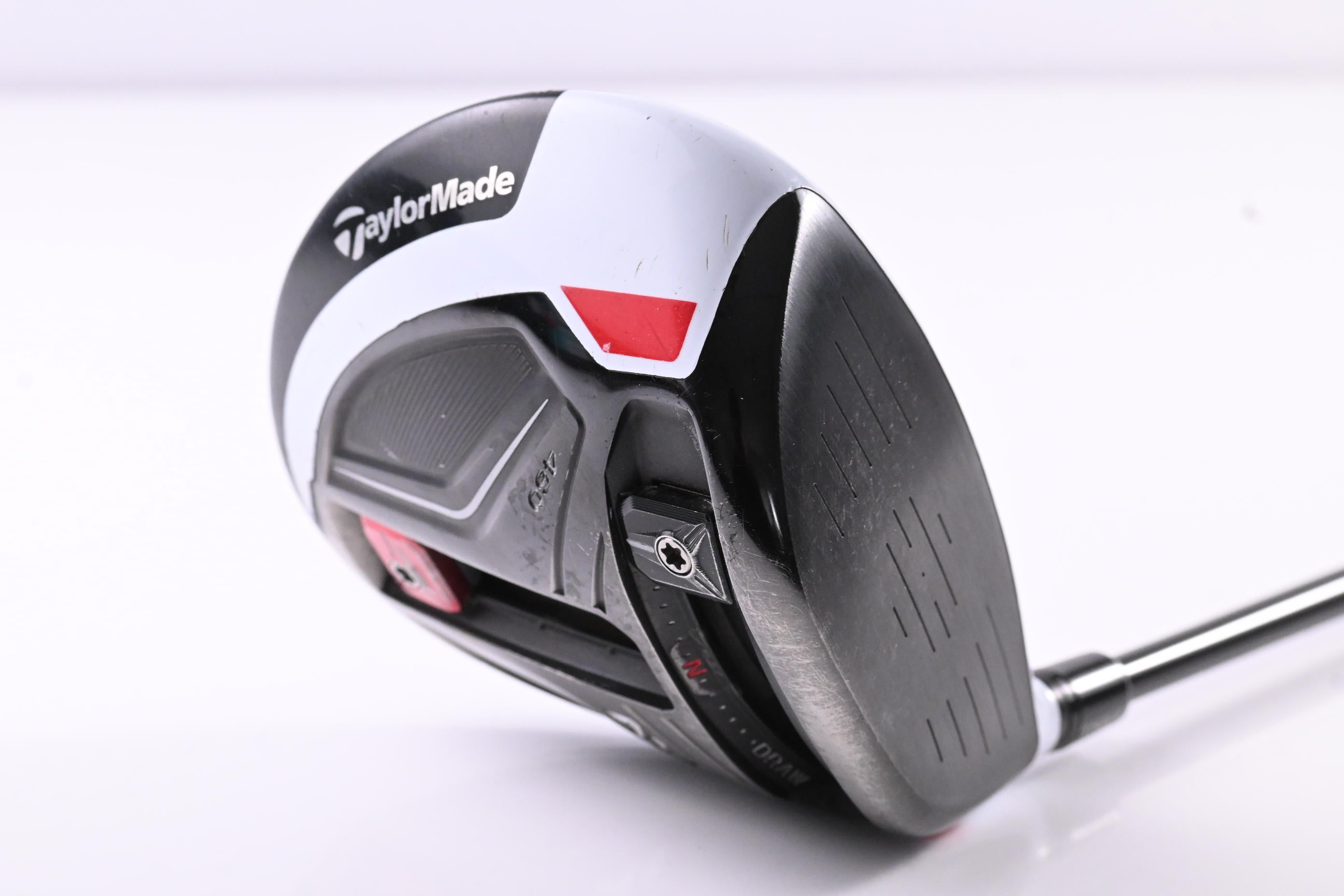 Taylormade M1 2016 Driver / 12 Degree / Stiff Flex Kuro Kage TiNi 60 Shaft