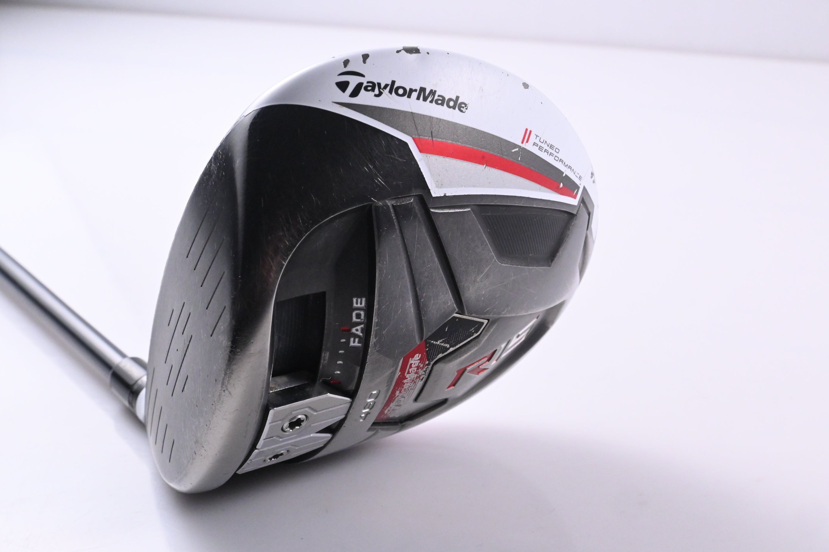 Left Hand Taylormade R15 Driver / 10.5 Degree / Regular Flex Speeder 57