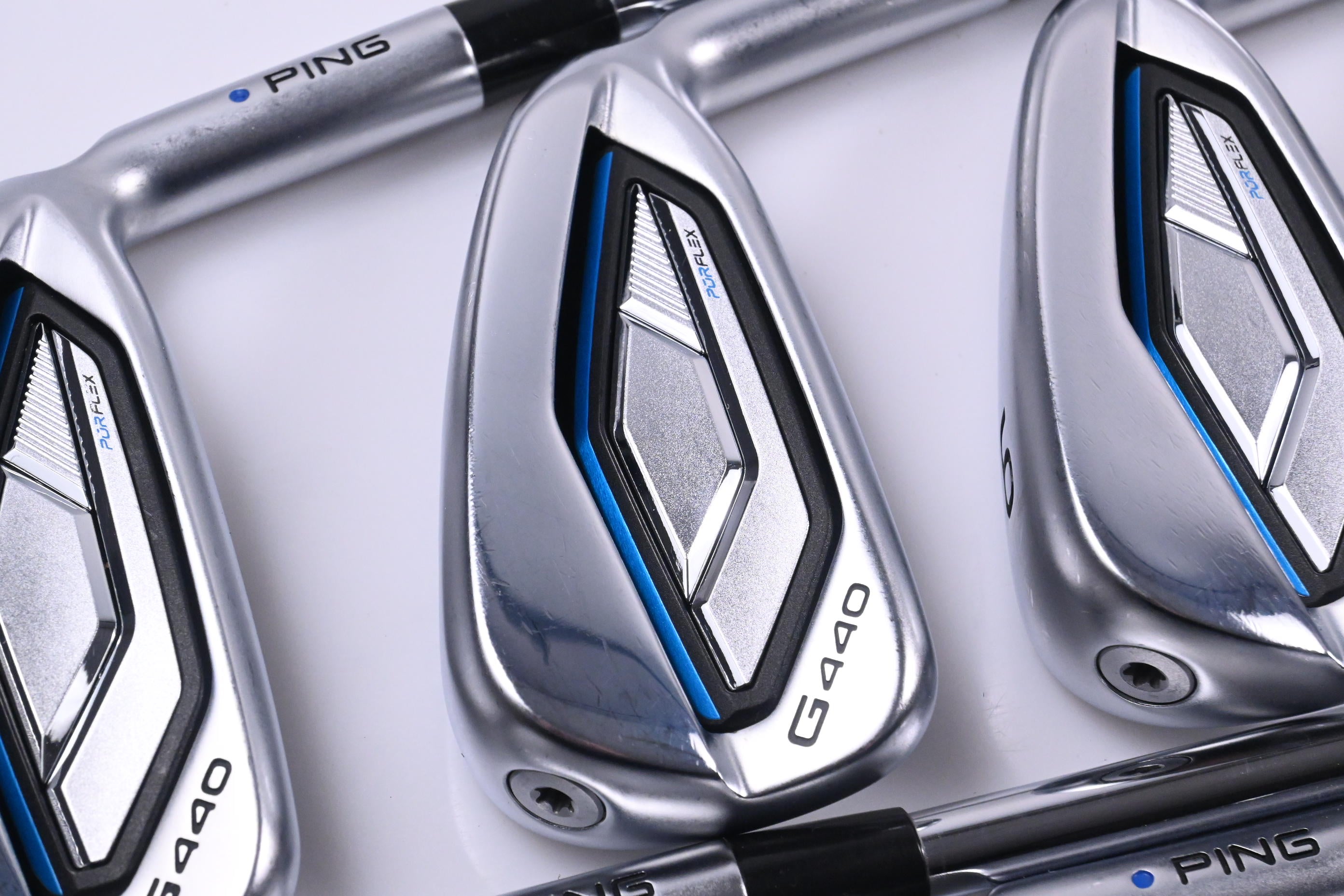 Ping G440 Irons / 4-PW+GW / Blue Dot / Regular Flex Ping AWT 3.0 Shafts