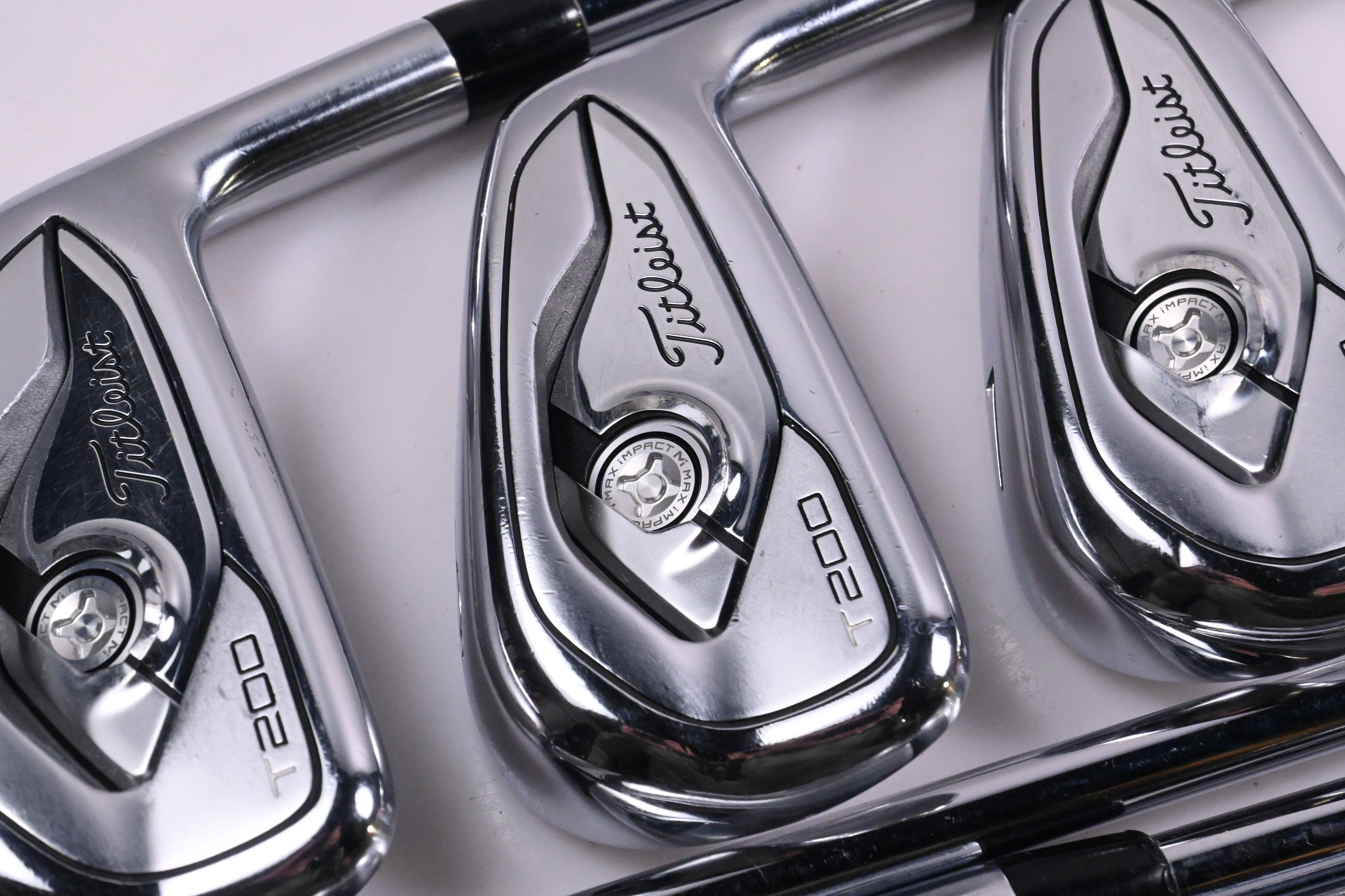 Titleist T200 2019 Irons / 5-PW+48° / Regular Flex AMT Black R300 Shafts