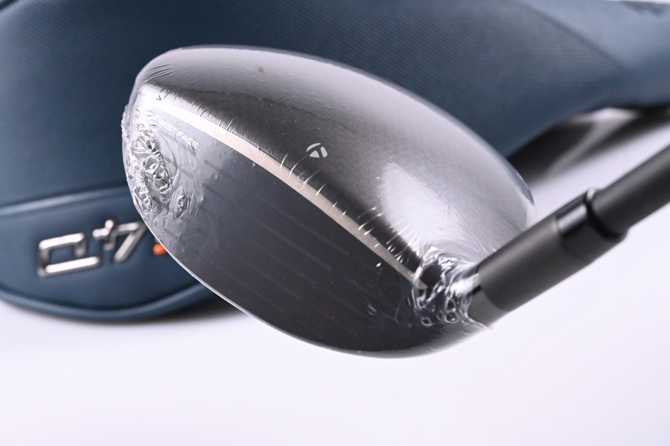 Taylormade Qi4D Max #7 Wood / 21 Degree / Regular Flex REAX 55 Shaft
