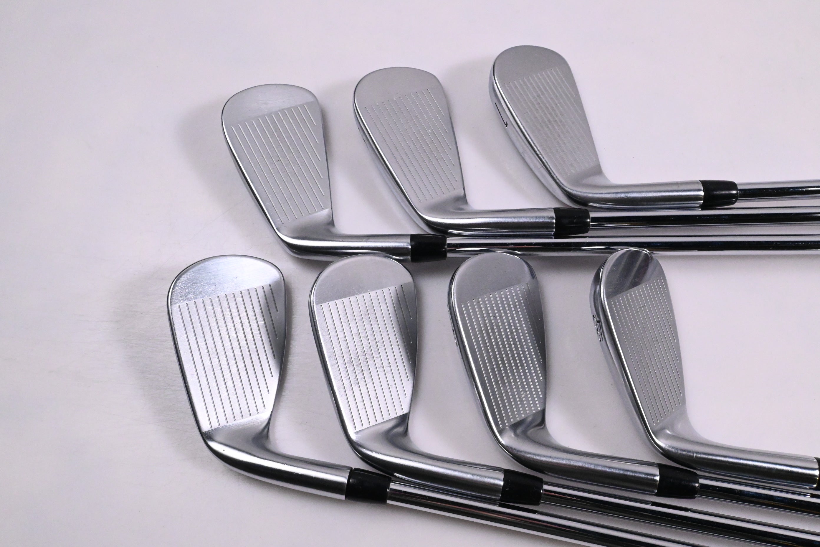 Titleist T200 2019 Irons / 5-PW+48° / Regular Flex AMT Black R300 Shafts