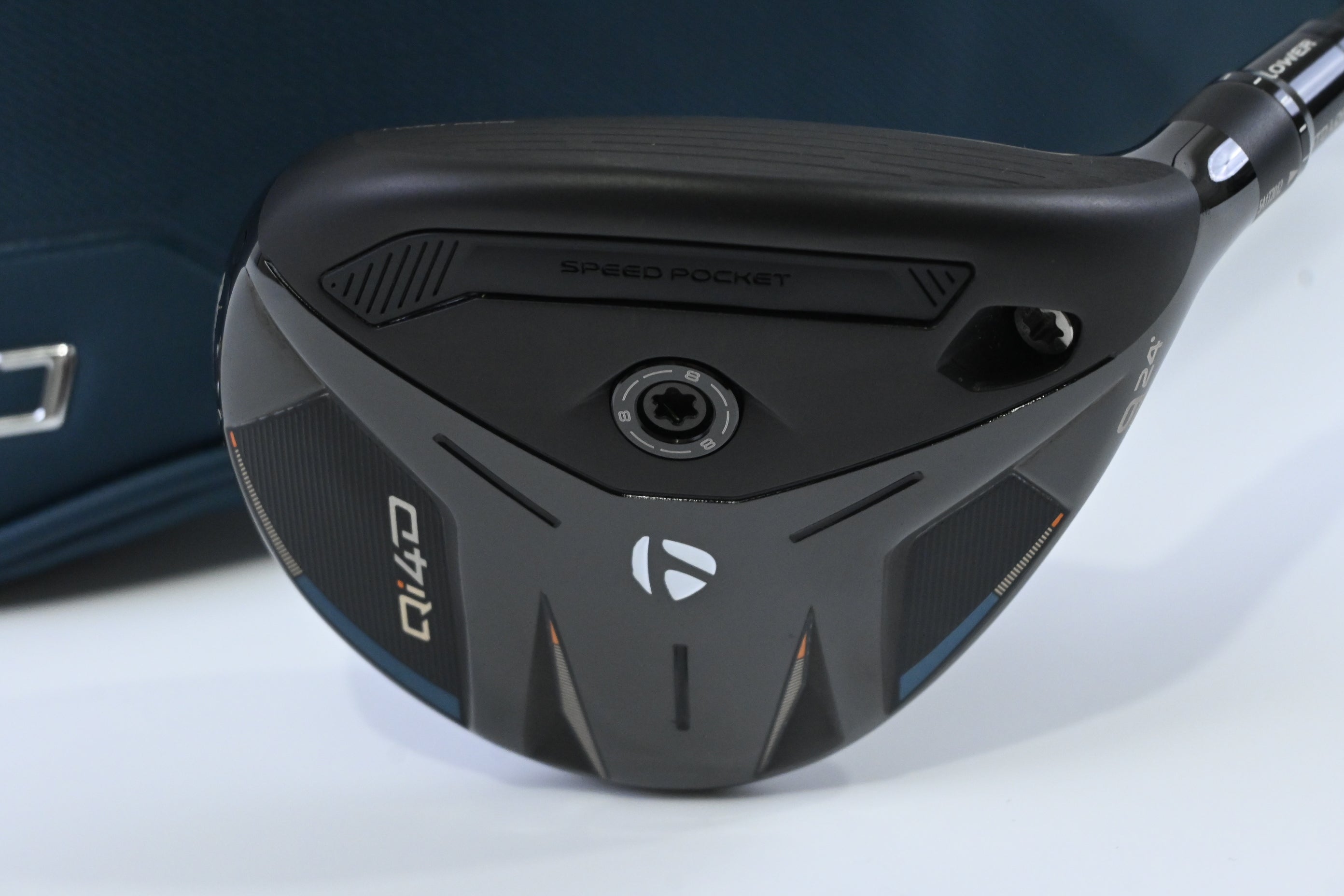 Taylormade Qi4D #9 Wood / 24 Degree / Regular Flex Taylormade Reax White 55