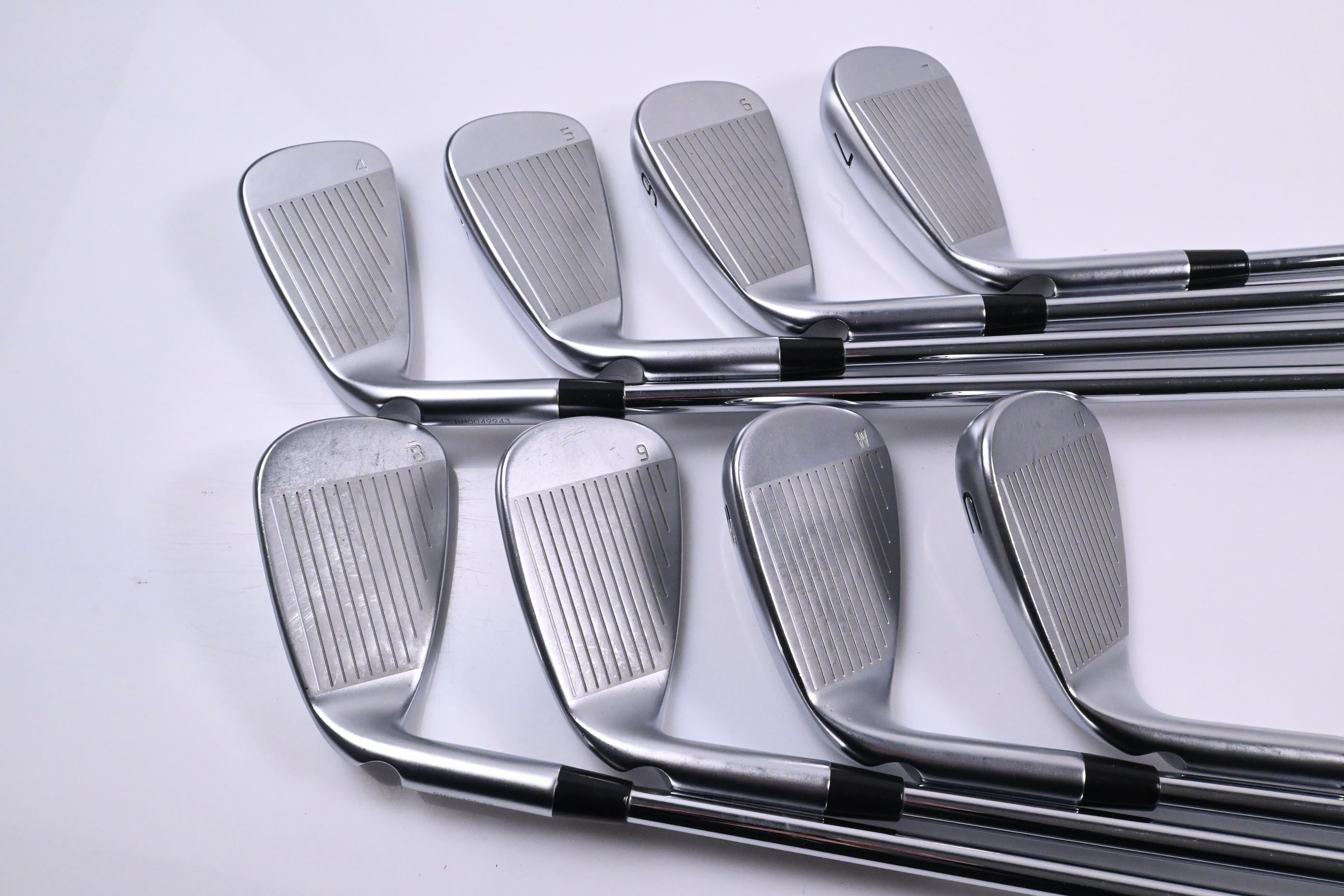 Ping G440 Irons / 4-PW+GW / Blue Dot / Regular Flex Ping AWT 3.0 Shafts