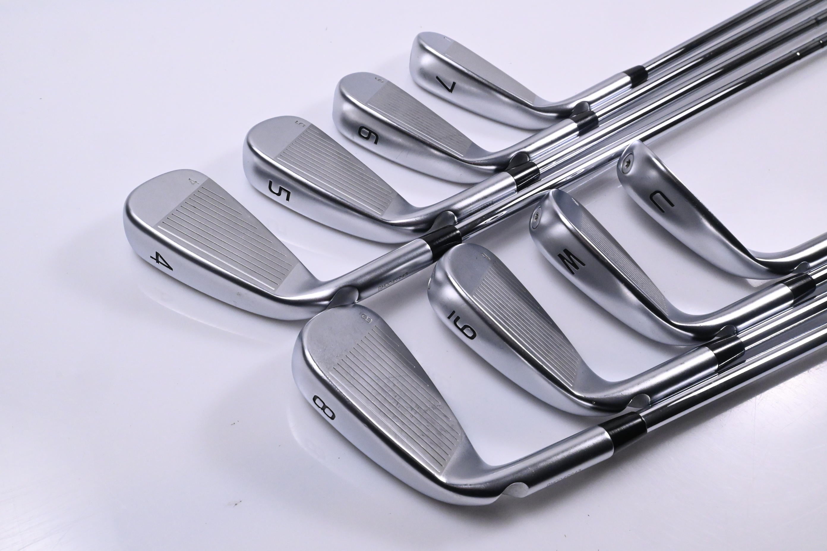 Ping G440 Irons / 4-PW+GW / Blue Dot / Regular Flex Ping AWT 3.0 Shafts