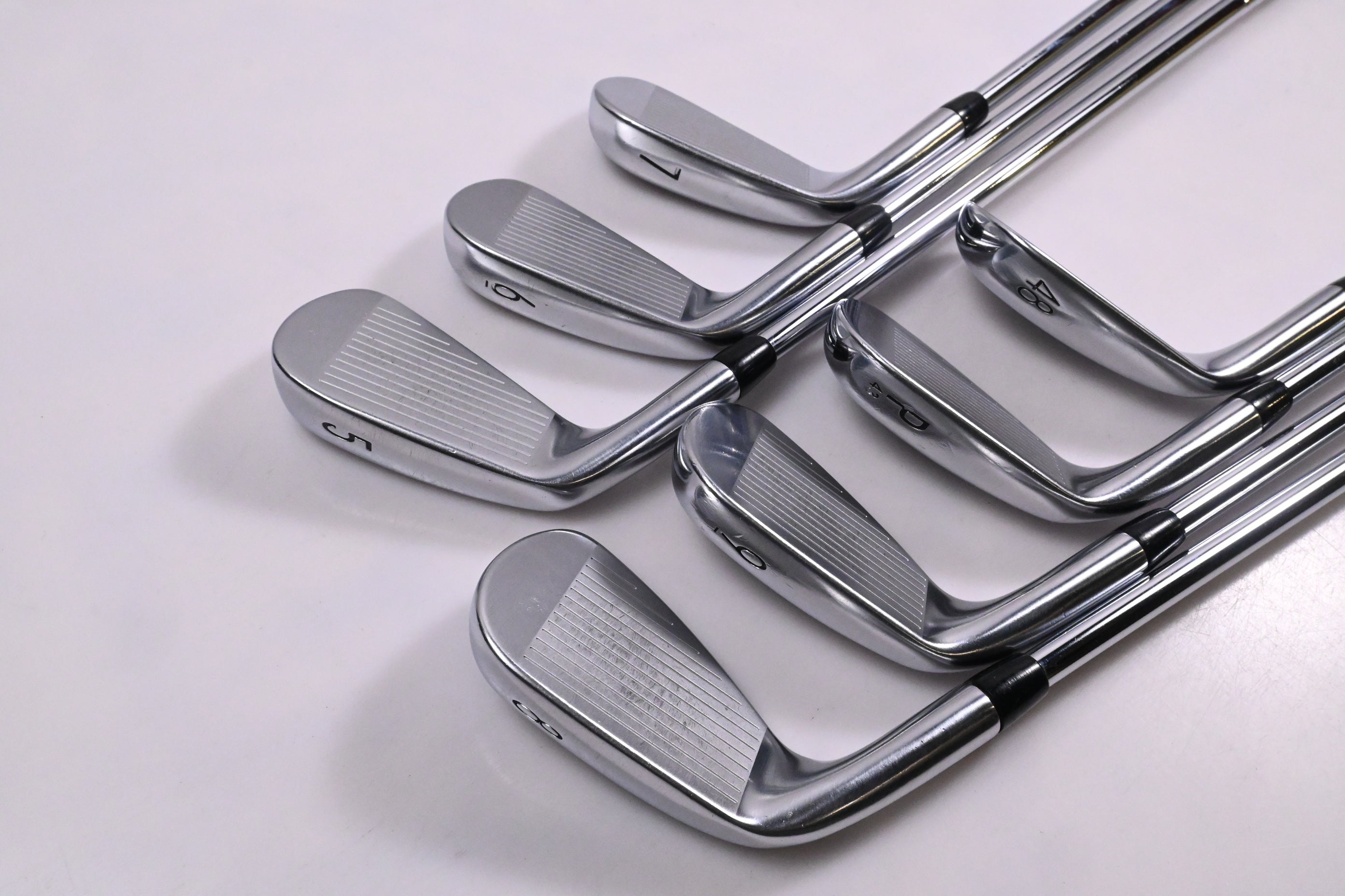Titleist T200 2019 Irons / 5-PW+48° / Regular Flex AMT Black R300 Shafts