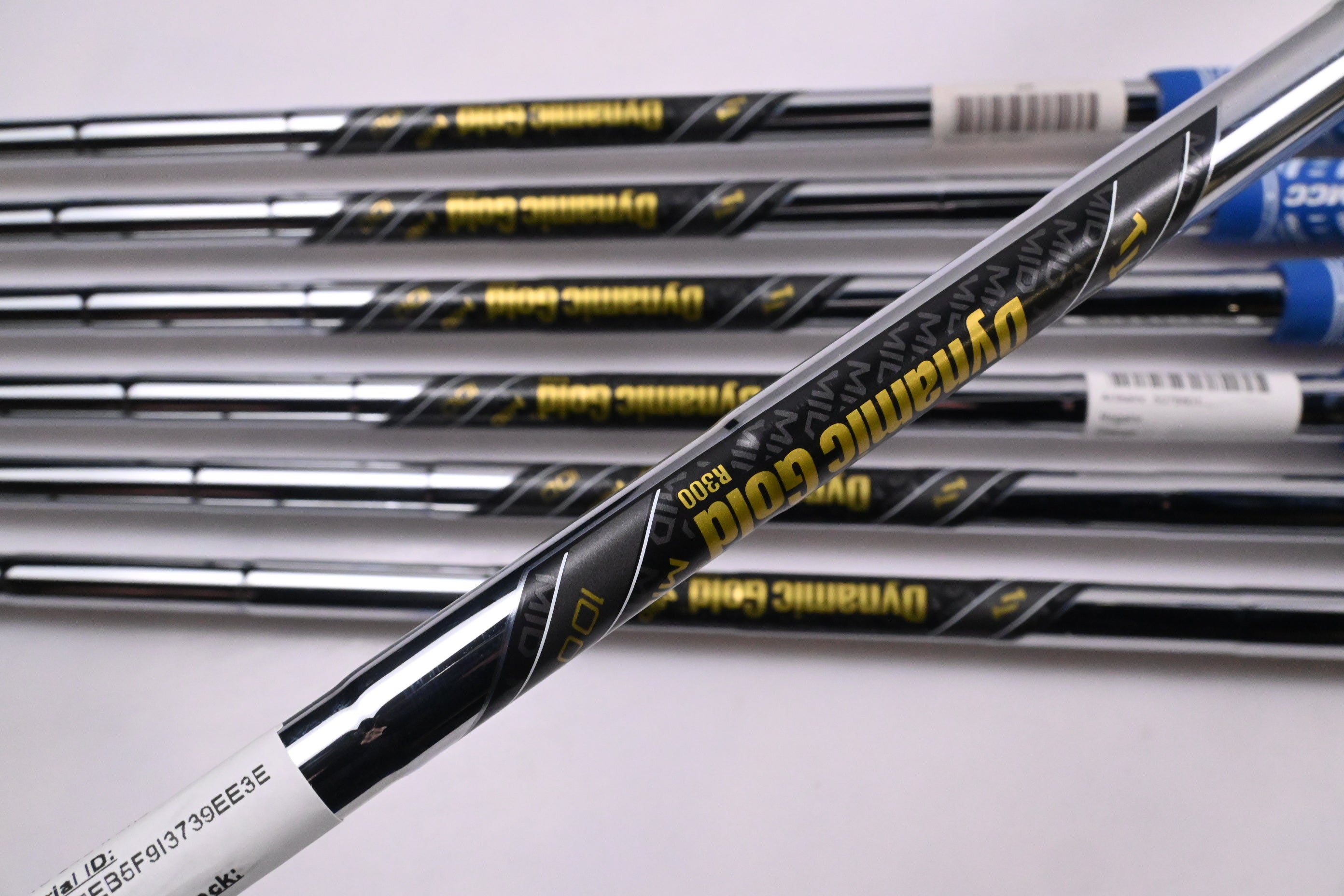 Mizuno Pro 243 Irons / 4-PW / Regular Flex Dynamic Gold Mid 100 R300 Shafts