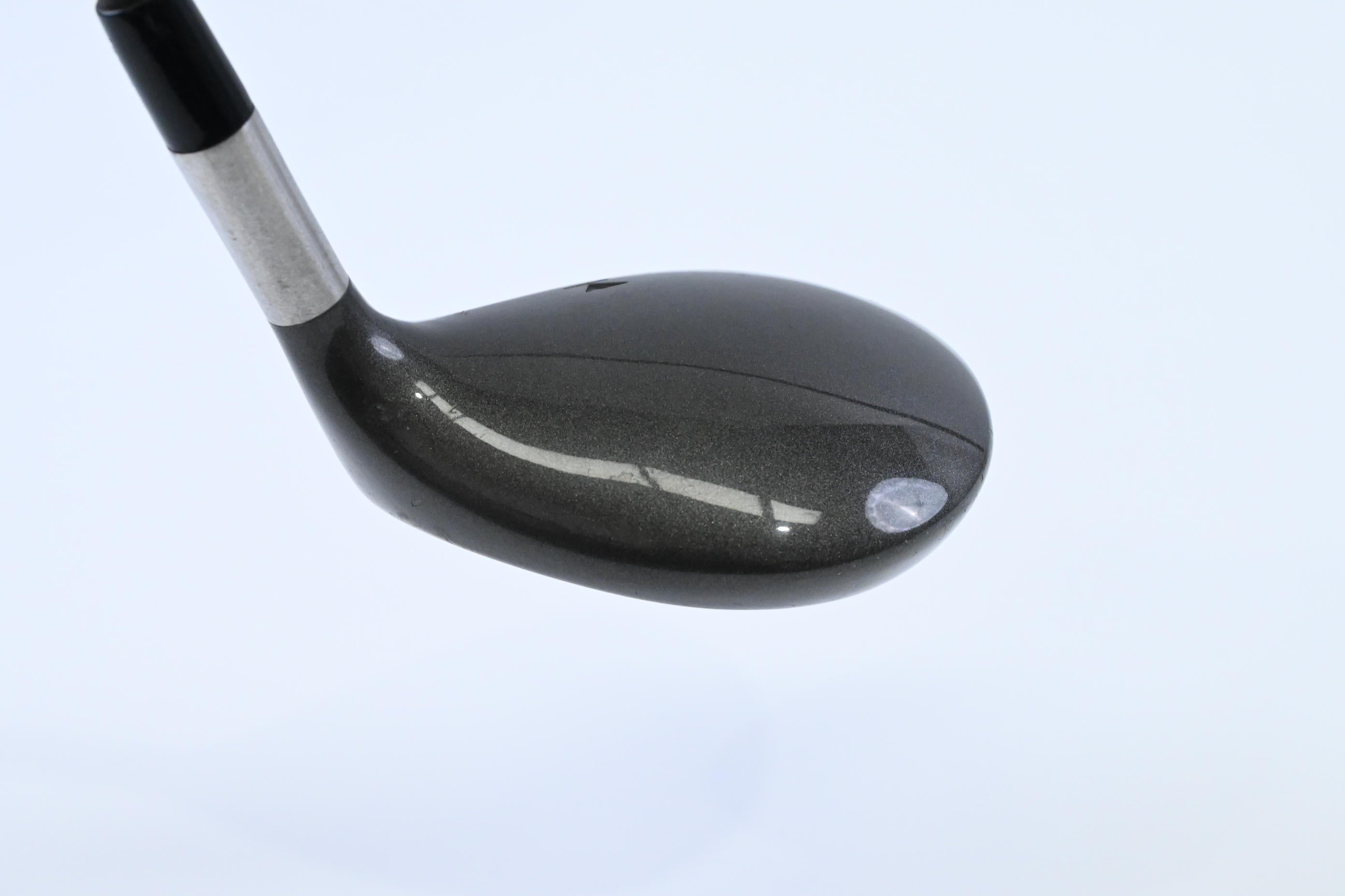 Titleist 975 F #3 Wood / 13.5 Degree / Stiff Flex Titleist Ultralite Shaft