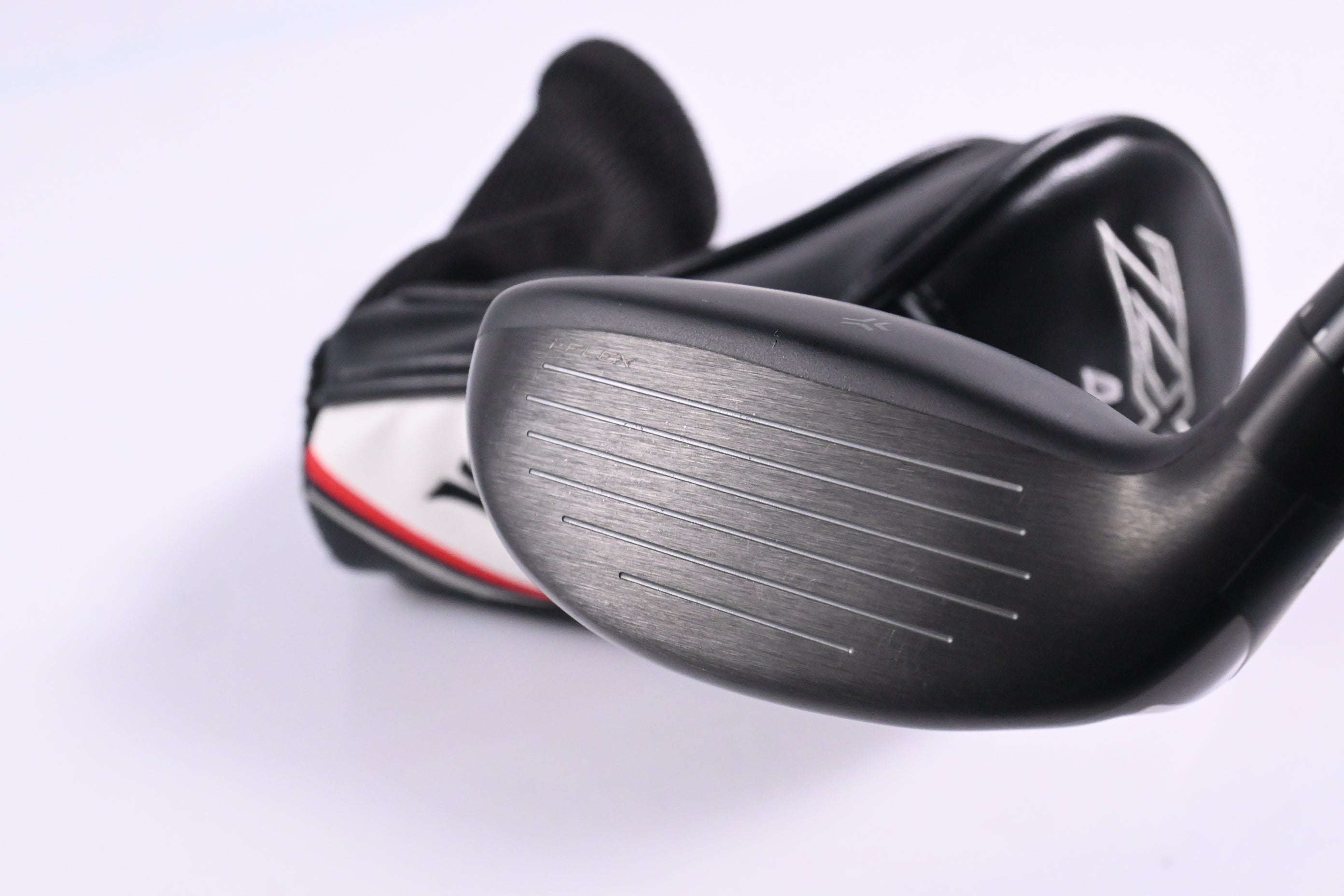 Srixon ZXi #4 Hybrid / 22 Degree / Regular Flex Fujikura Ventus TR Blue 7 Shaft
