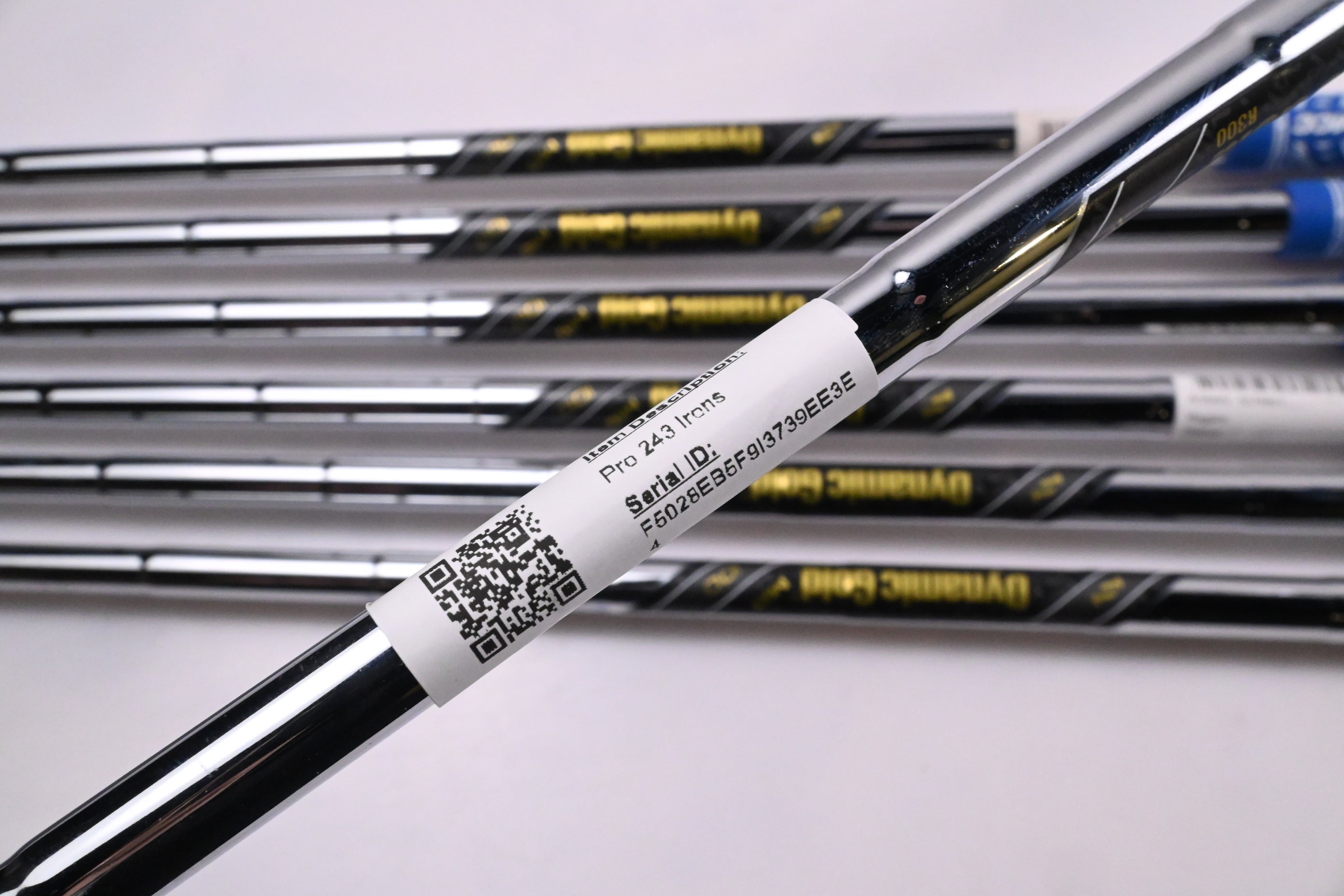 Mizuno Pro 243 Irons / 4-PW / Regular Flex Dynamic Gold Mid 100 R300 Shafts
