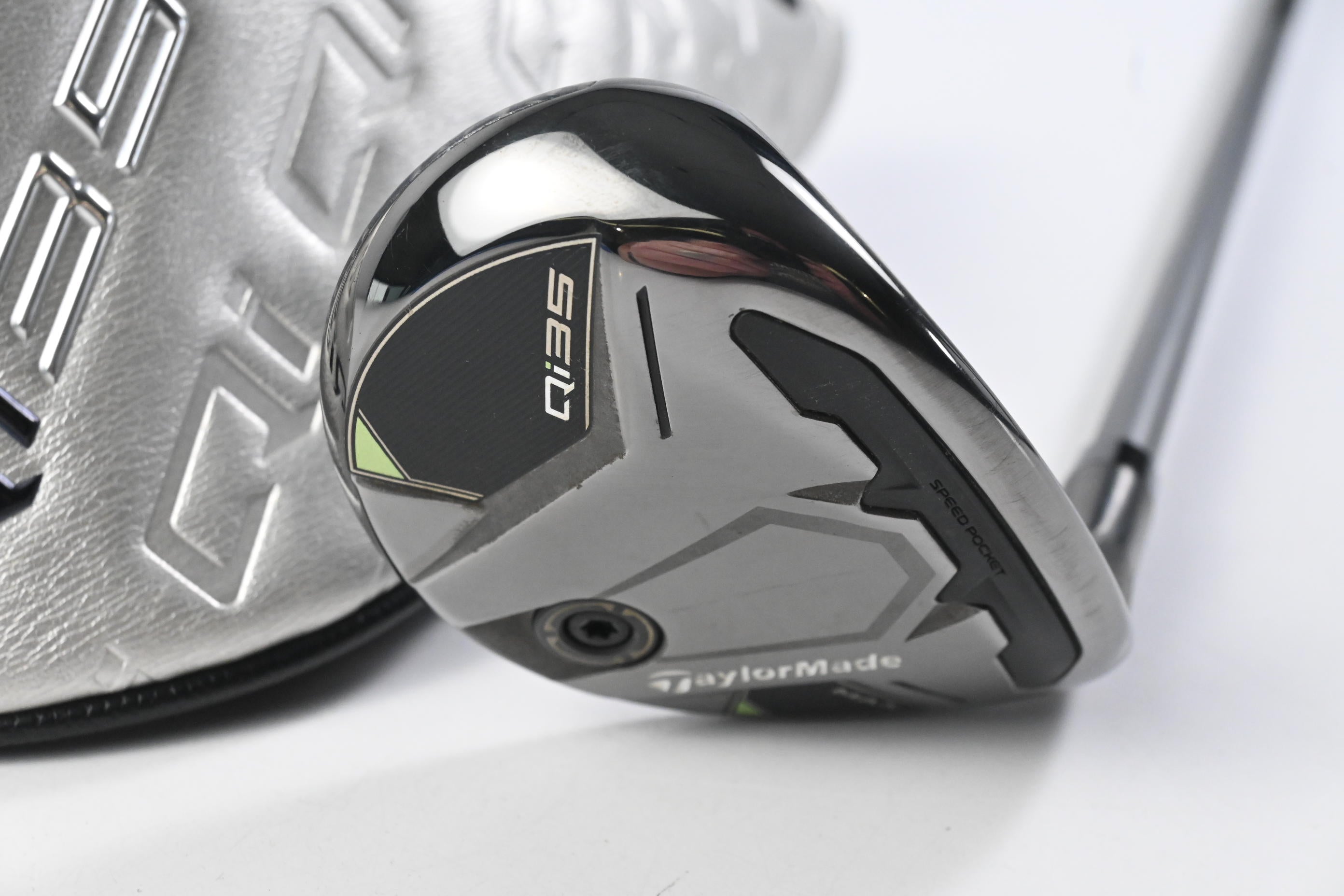 Taylormade Qi35 Max #5 Hybrid / 27 Degree / Regular Flex Fujikura Air Speeder 50