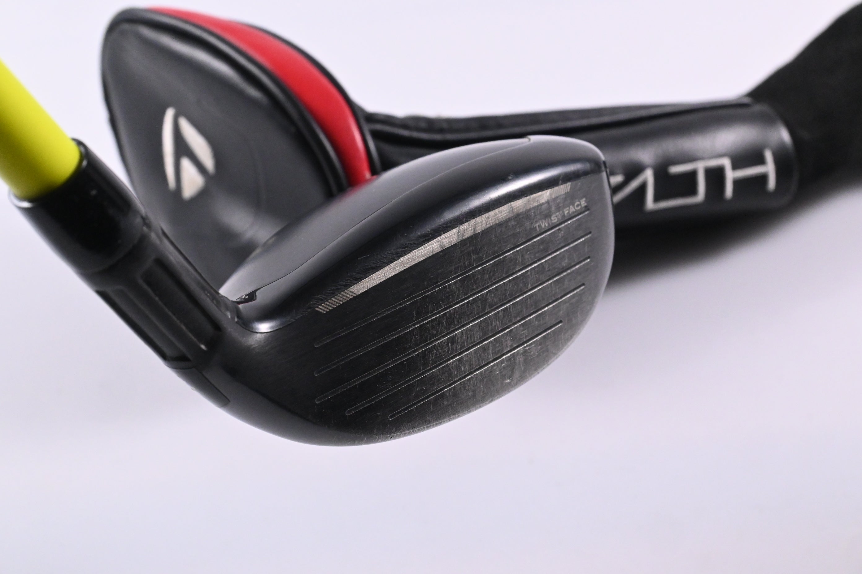 Left Hand Taylormade Stealth #3 Hybrid / 19 Degree / Regular Flex UST ProForce