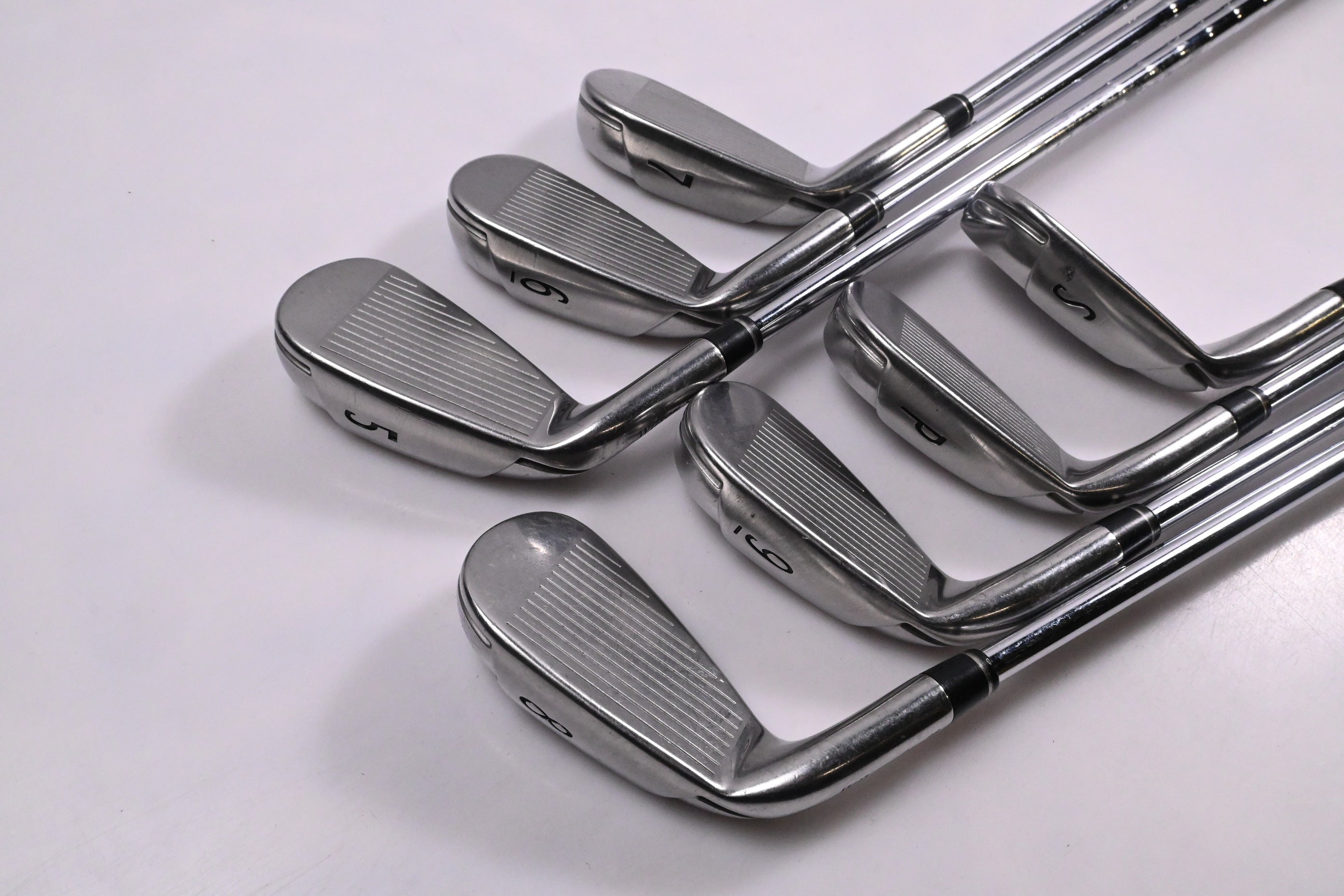 Wilson Staff D200 Irons / 5-PW+SW / Uniflex Wilson Staff SL85 Shafts