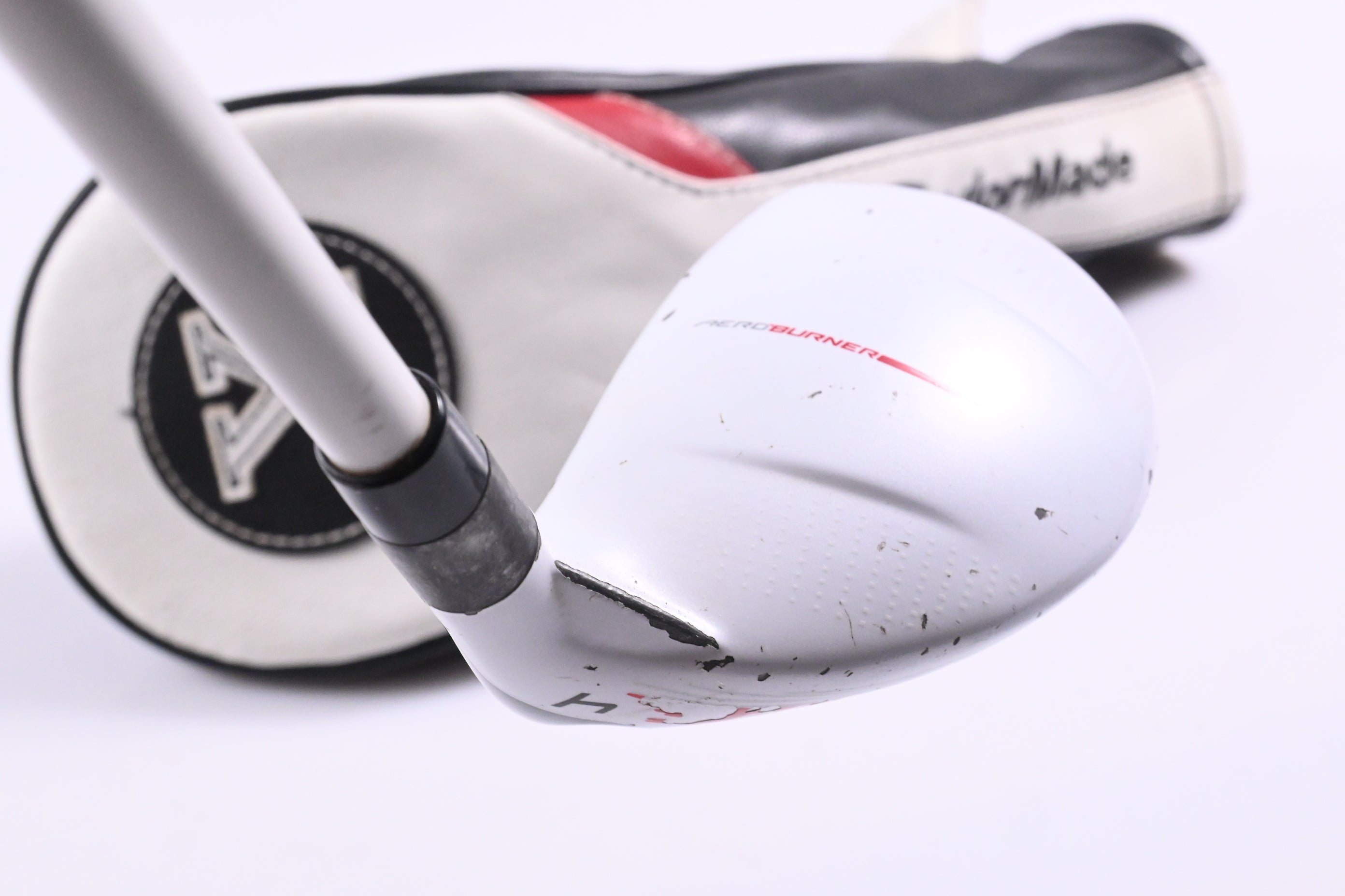 Ladies Taylormade Aeroburner #4 Hybrid / 22 Degree / Ladies Flex Matrix Speed 55