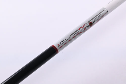 Taylormade Rescue 2009 #3 Hybrid / 19 Degree / Regular Flex Reax 65 Shaft
