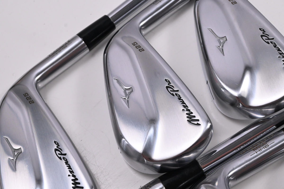 Mizuno Pro 225 Irons / 5-PW / Regular Flex N.S.Pro Modus³ Tour 105 Shafts