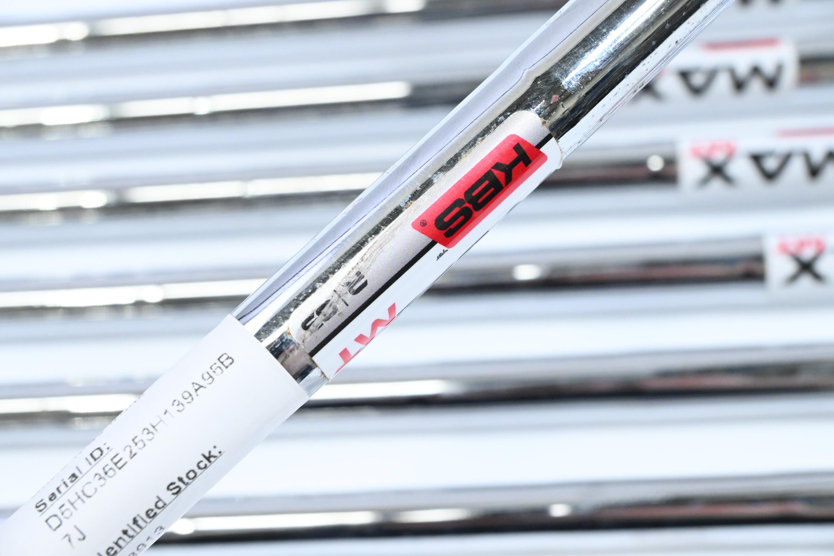 Taylormade SIM2 Max Irons / 5-PW+SW / Regular Flex KBS MAX MT 85 Shafts
