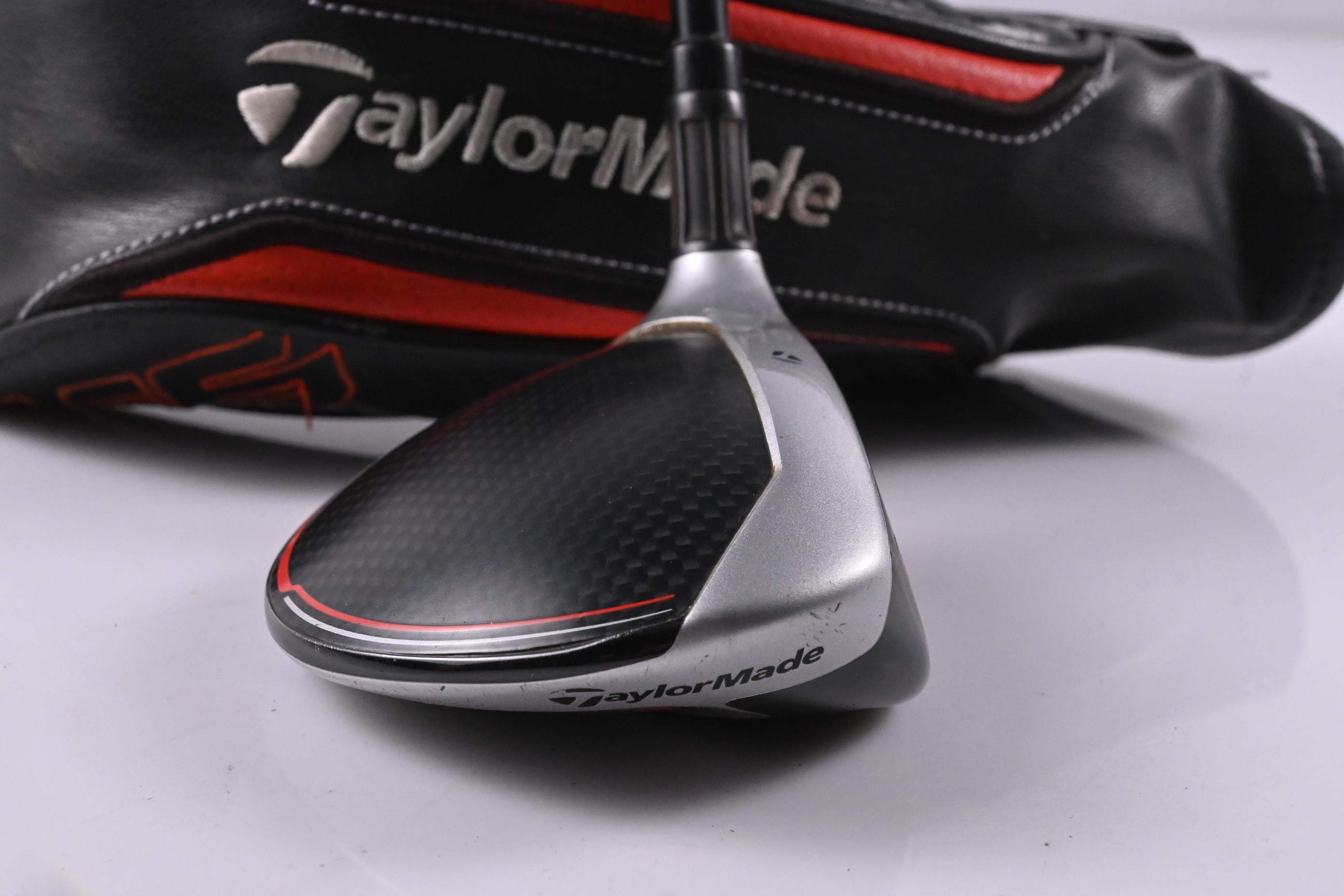 Taylormade M6 #5 Wood / 18 Degree / Regular Flex Fujikura Atmos Orange 5 Shaft